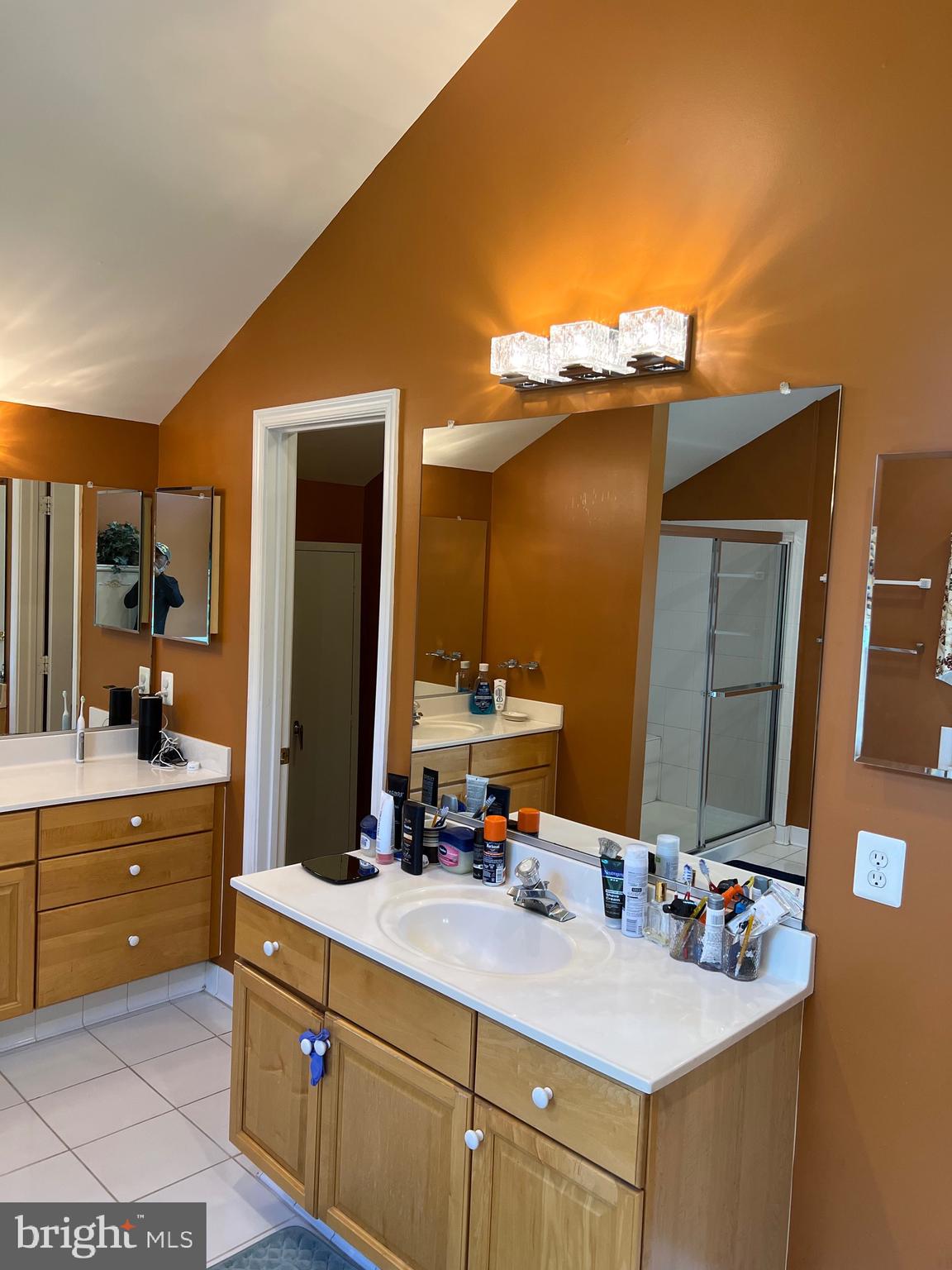 SMALLS NURSERY - Residential