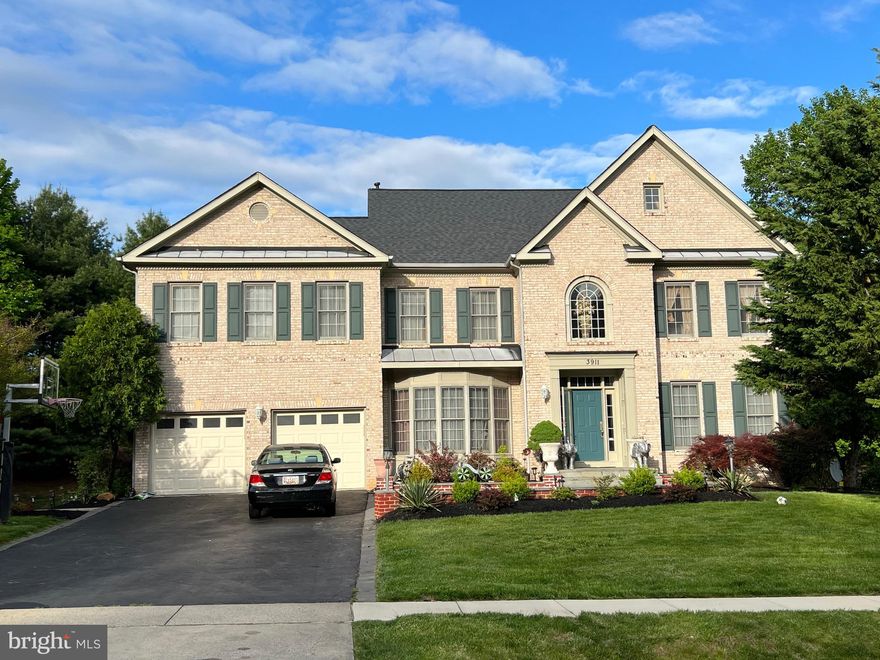 Beautiful Brick colonial with extensive