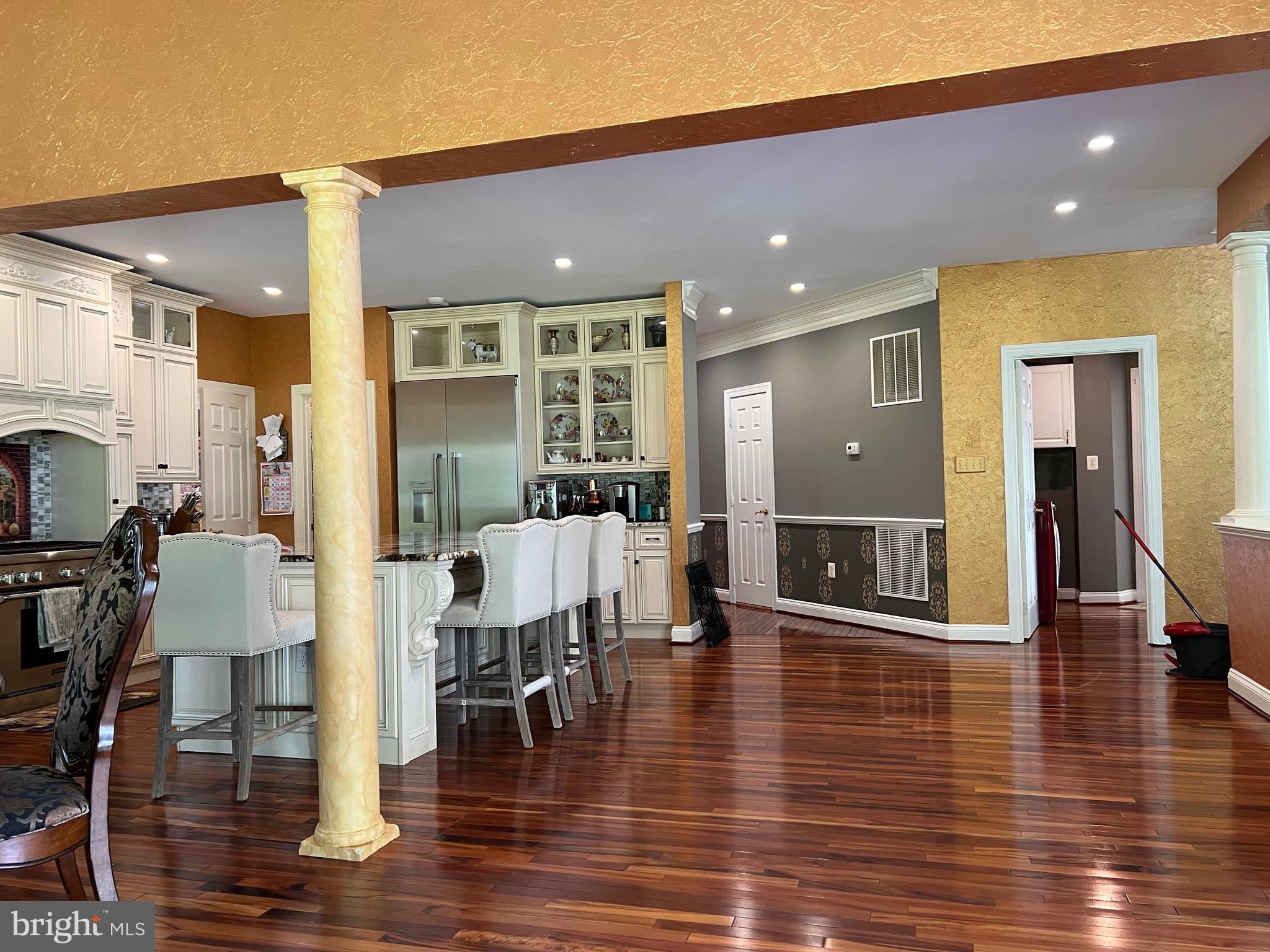 SMALLS NURSERY - Residential