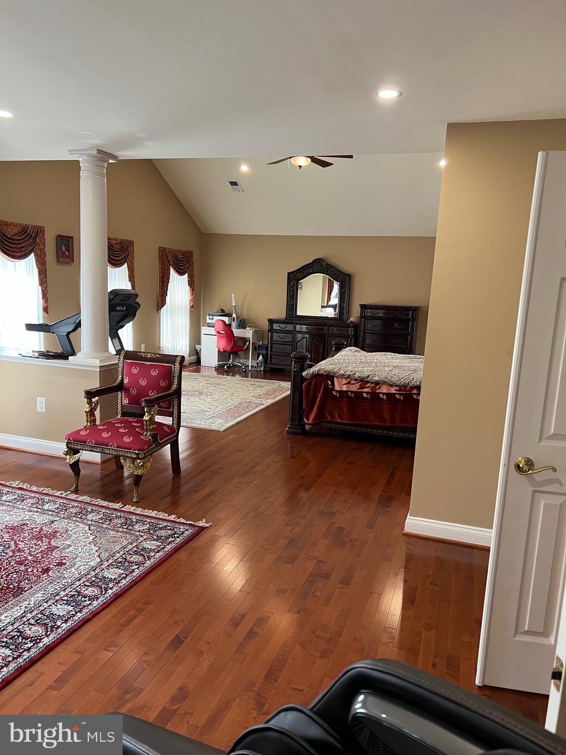 SMALLS NURSERY - Residential