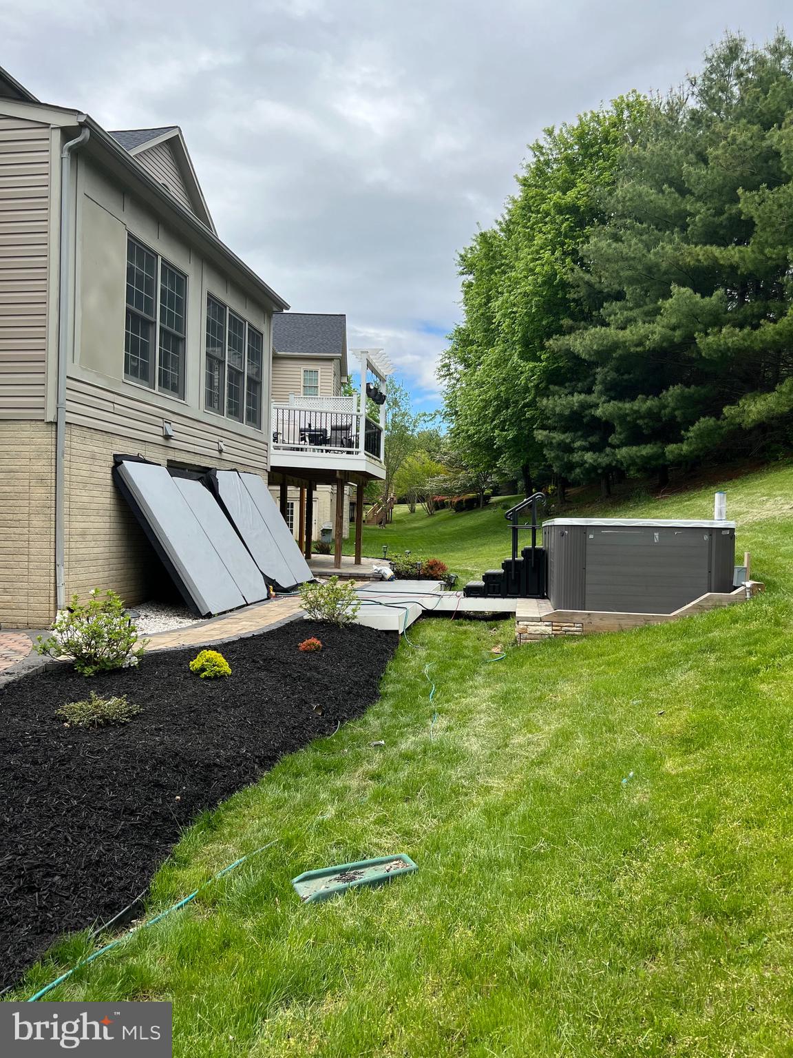 SMALLS NURSERY - Residential