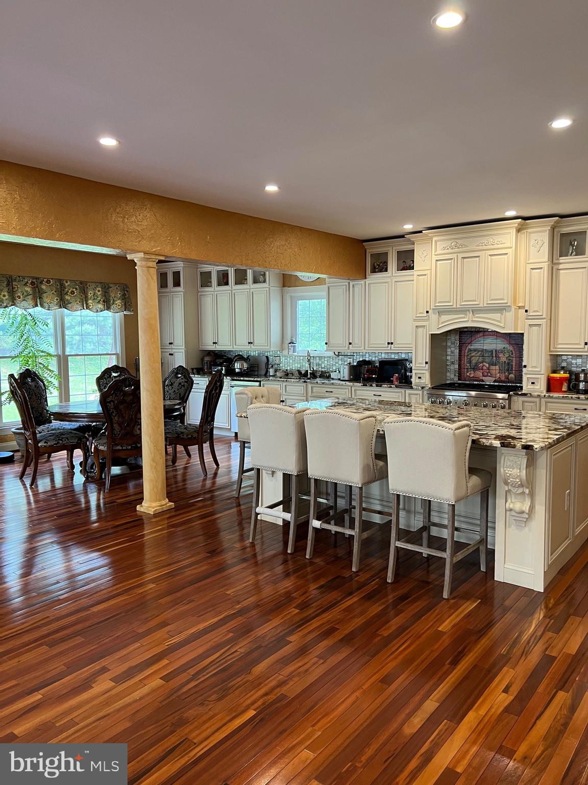 SMALLS NURSERY - Residential