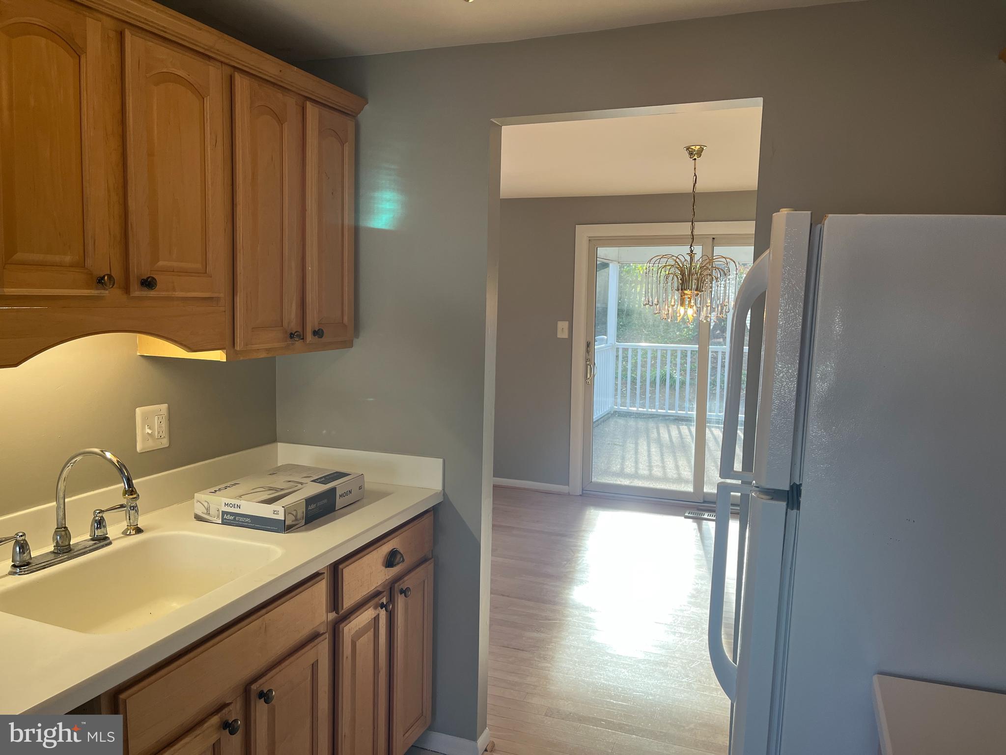 HOLMES RUN WOODS WEST - Residential Lease