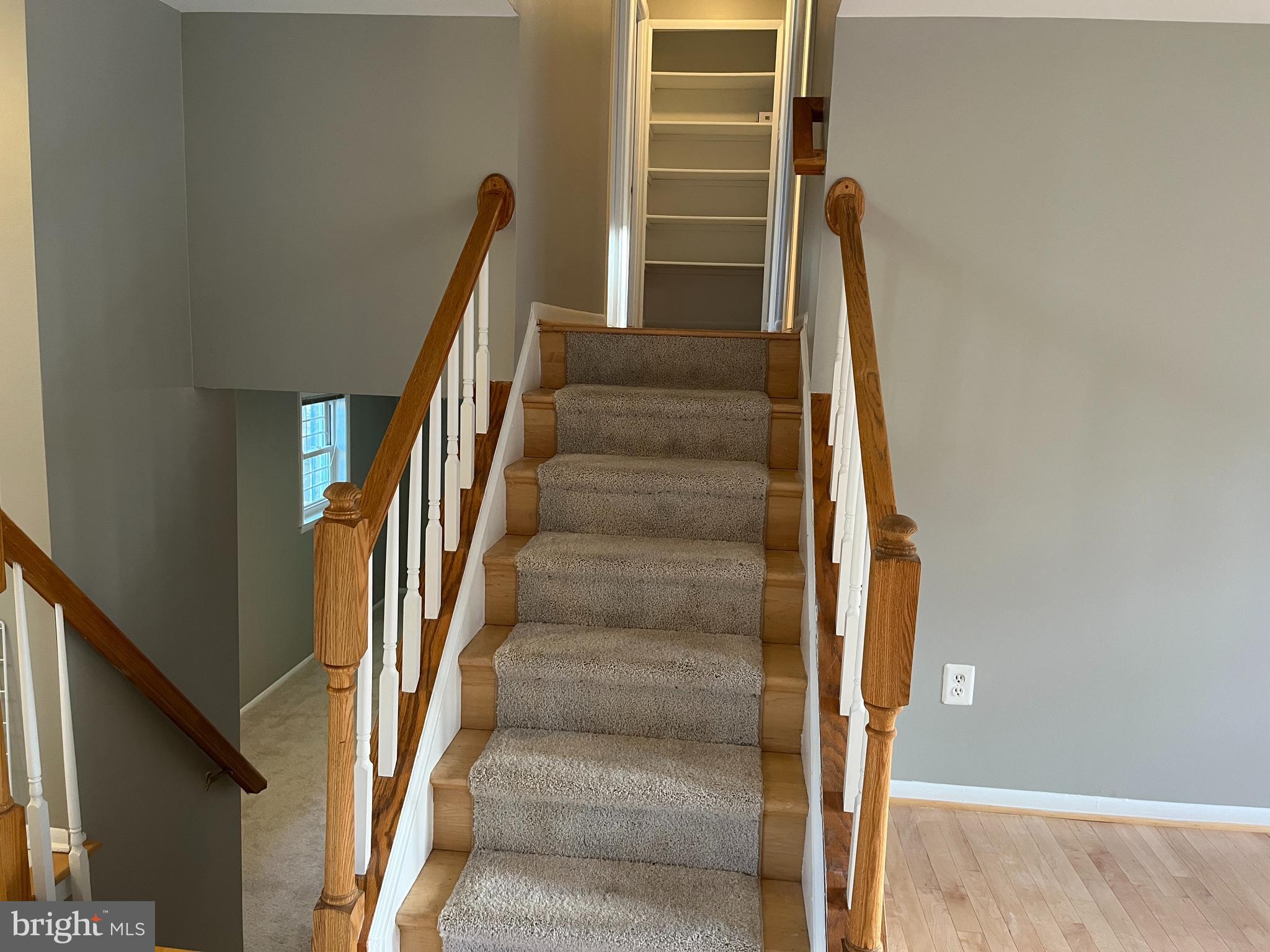 HOLMES RUN WOODS WEST - Residential Lease