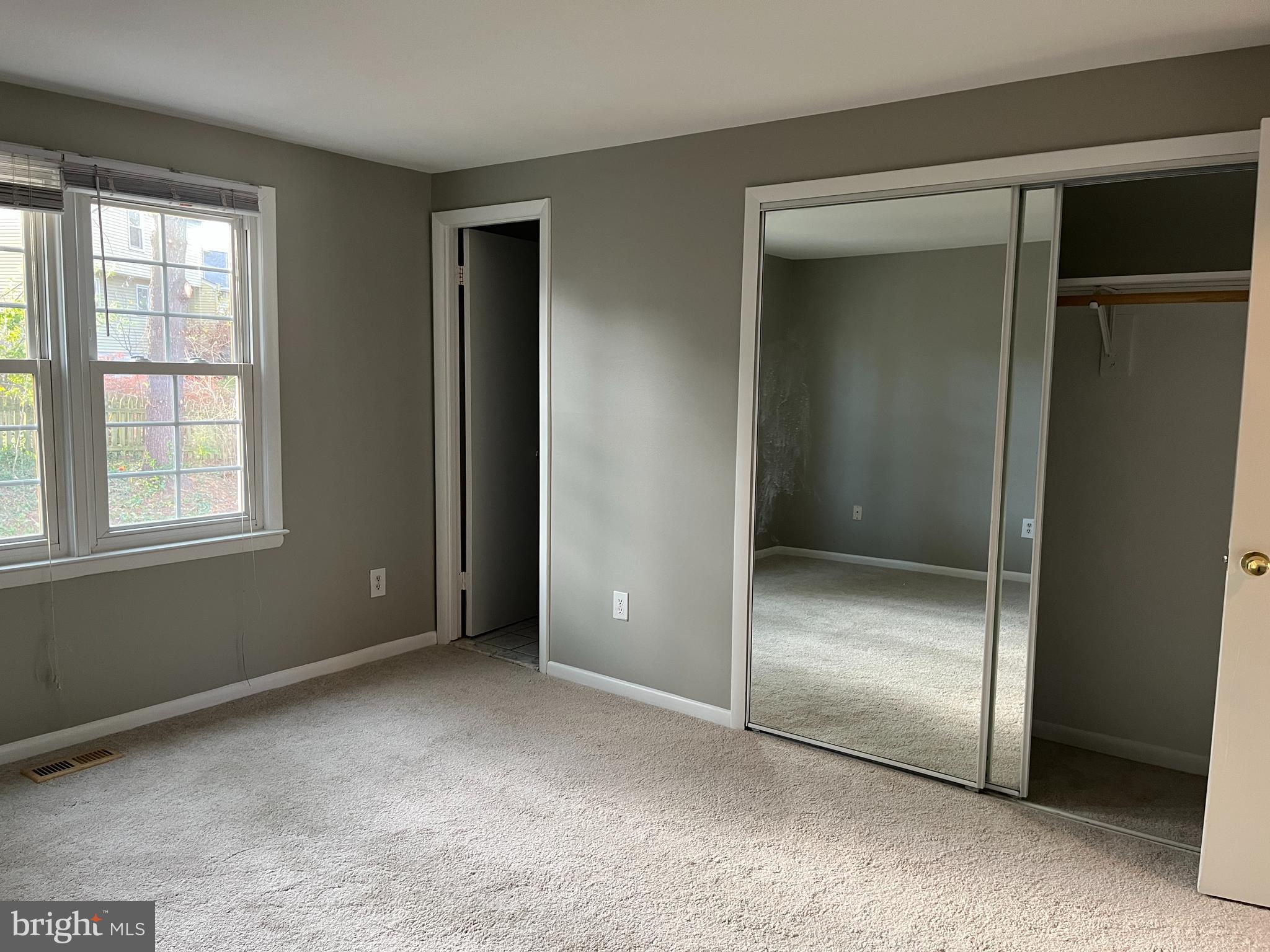 HOLMES RUN WOODS WEST - Residential Lease