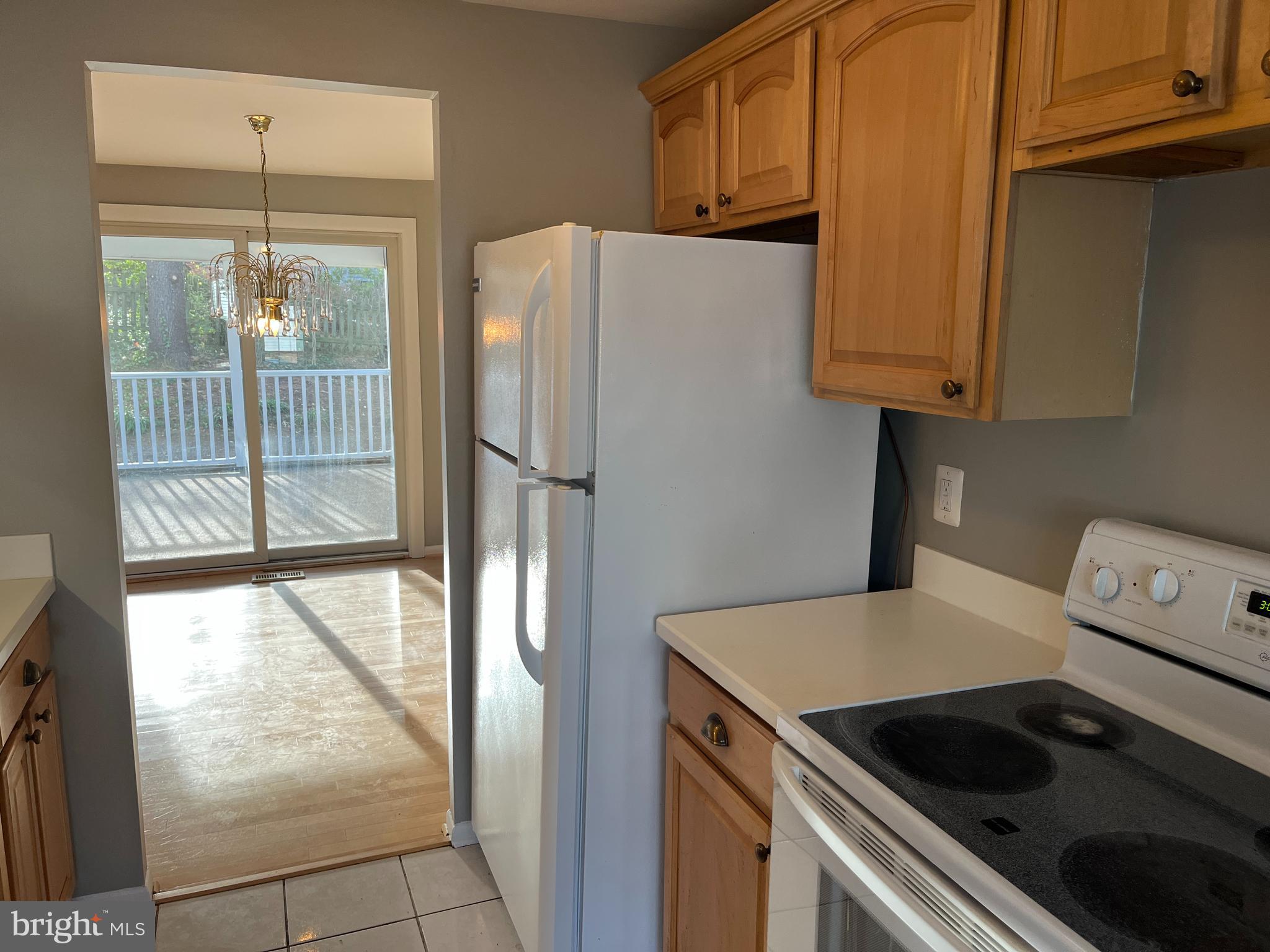 HOLMES RUN WOODS WEST - Residential Lease