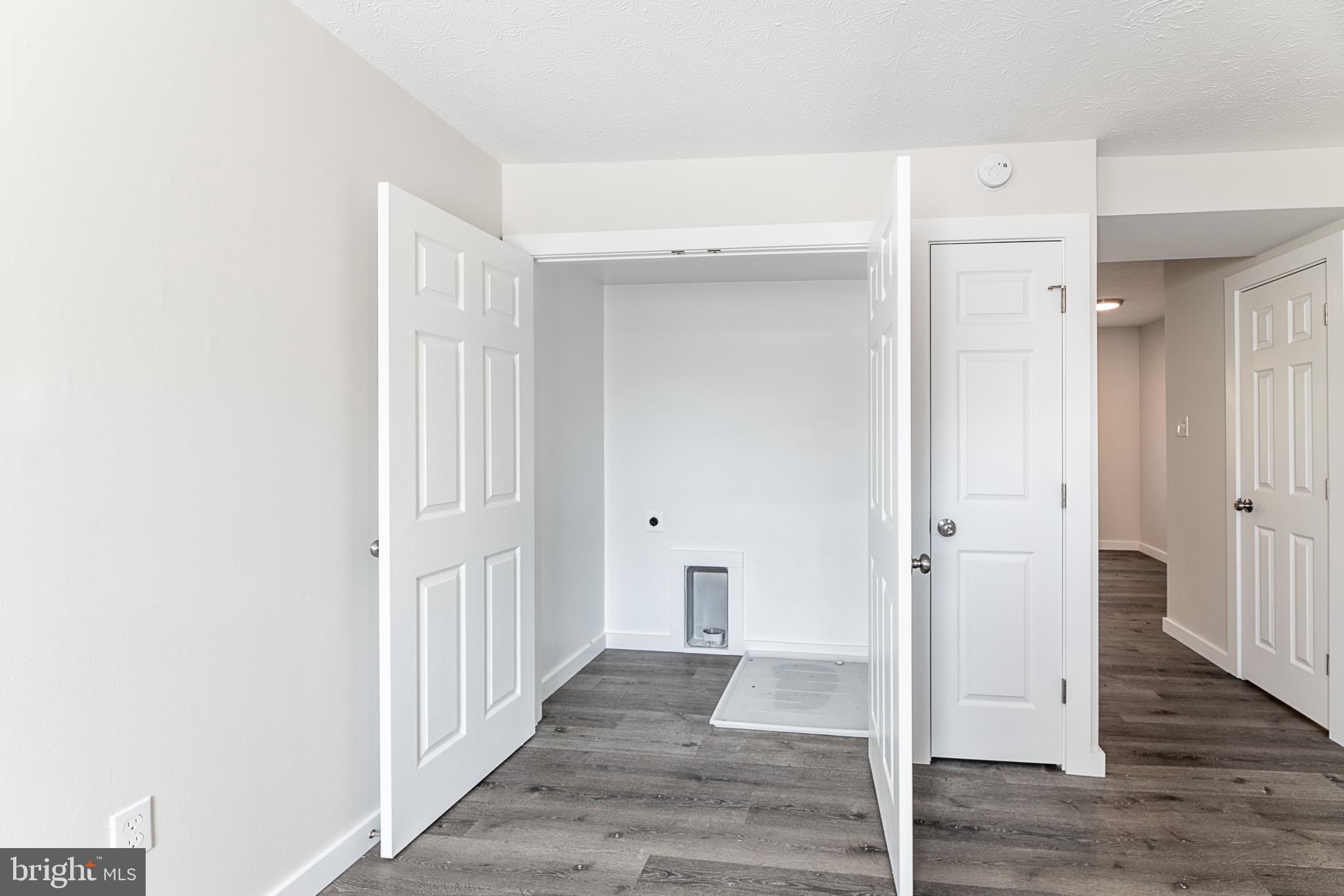 LIBERTY HEIGHTS - Residential Lease