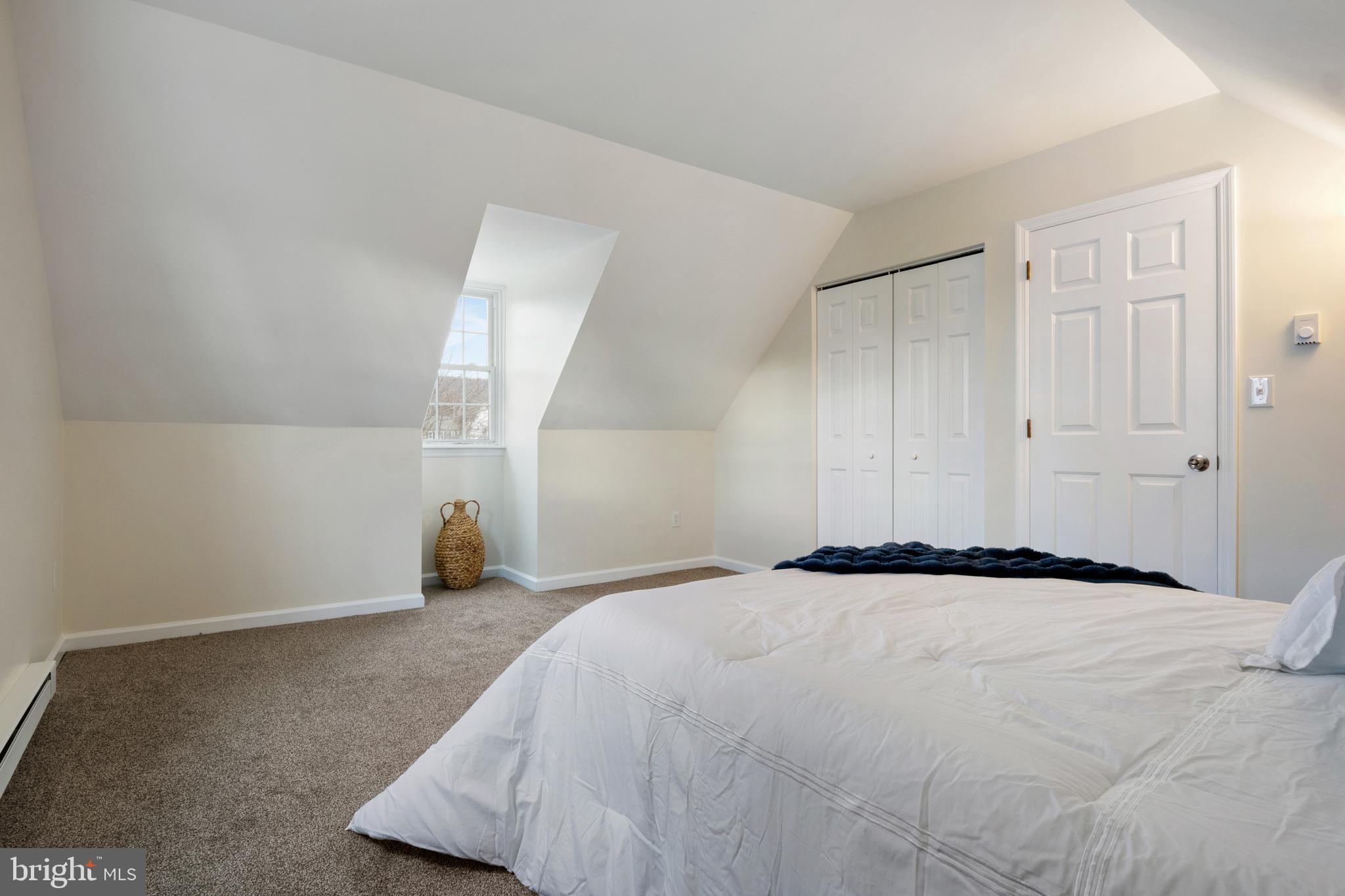 EAST YORK - Residential