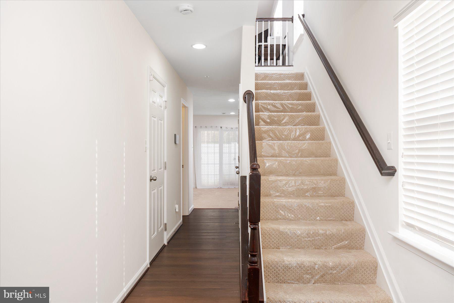 TANYARD SPRINGS TOWNHOMES - Residential