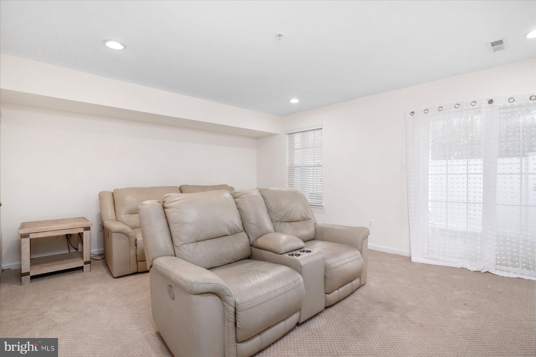 TANYARD SPRINGS TOWNHOMES - Residential