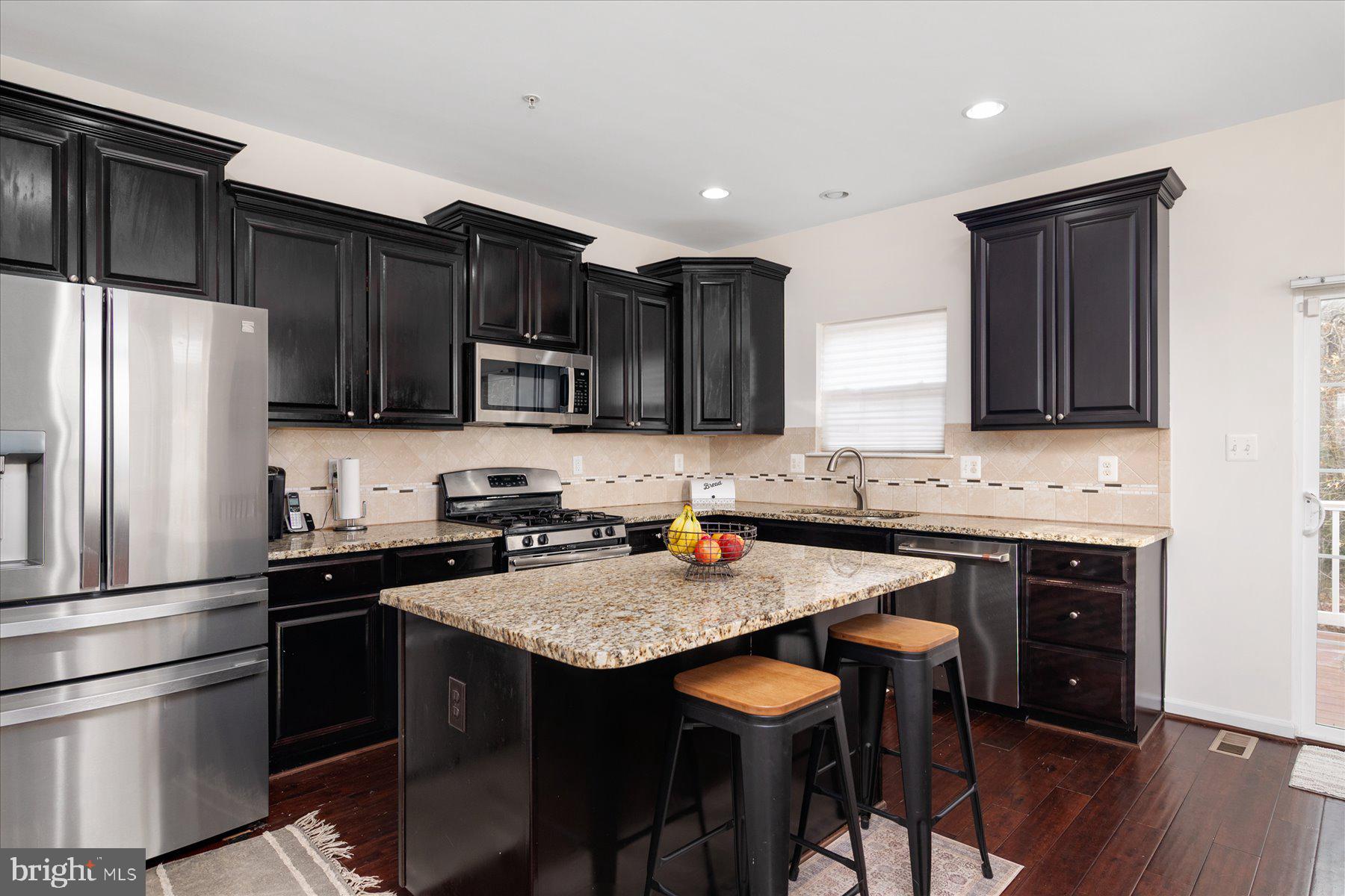 TANYARD SPRINGS TOWNHOMES - Residential