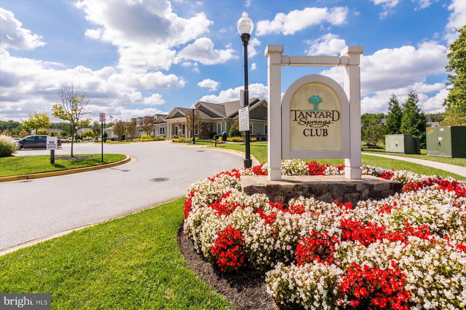 TANYARD SPRINGS TOWNHOMES - Residential