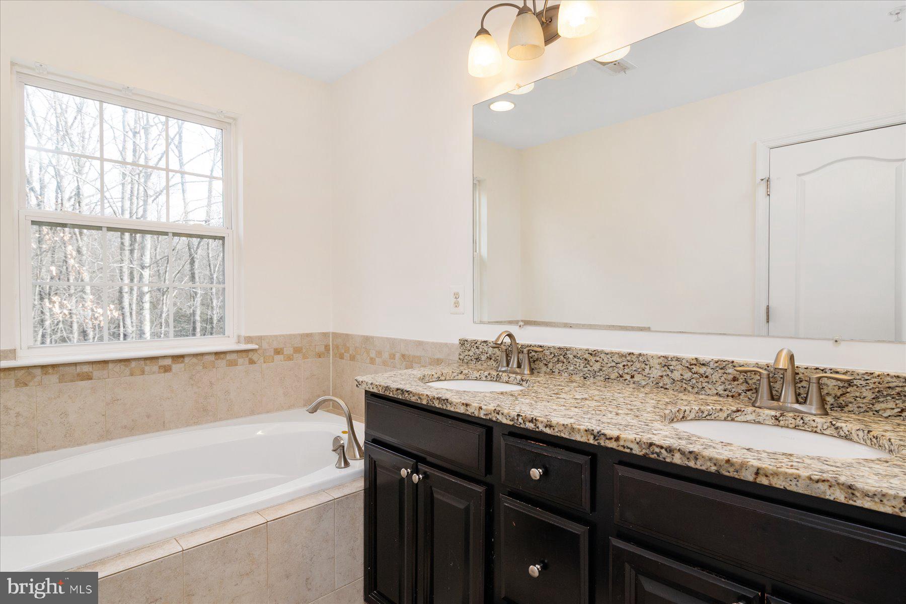 TANYARD SPRINGS TOWNHOMES - Residential