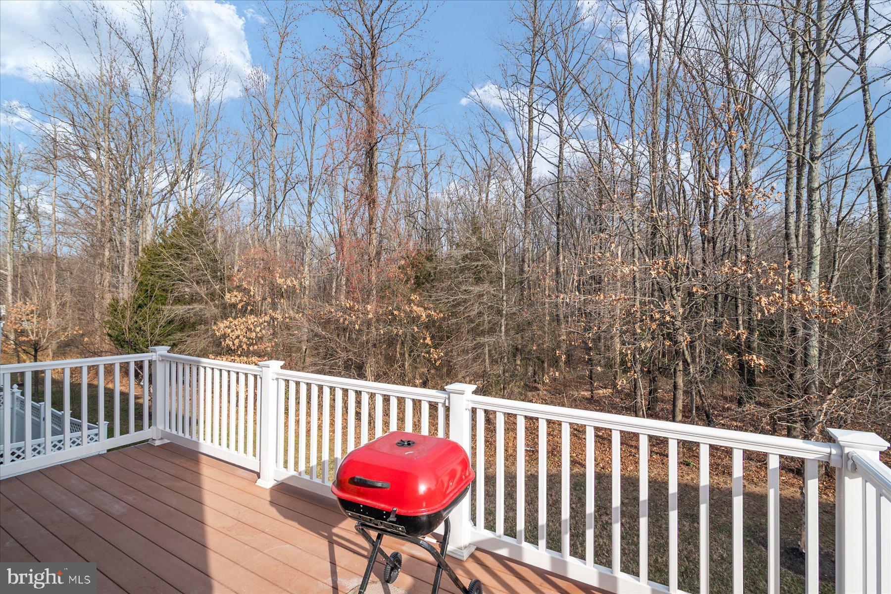 TANYARD SPRINGS TOWNHOMES - Residential