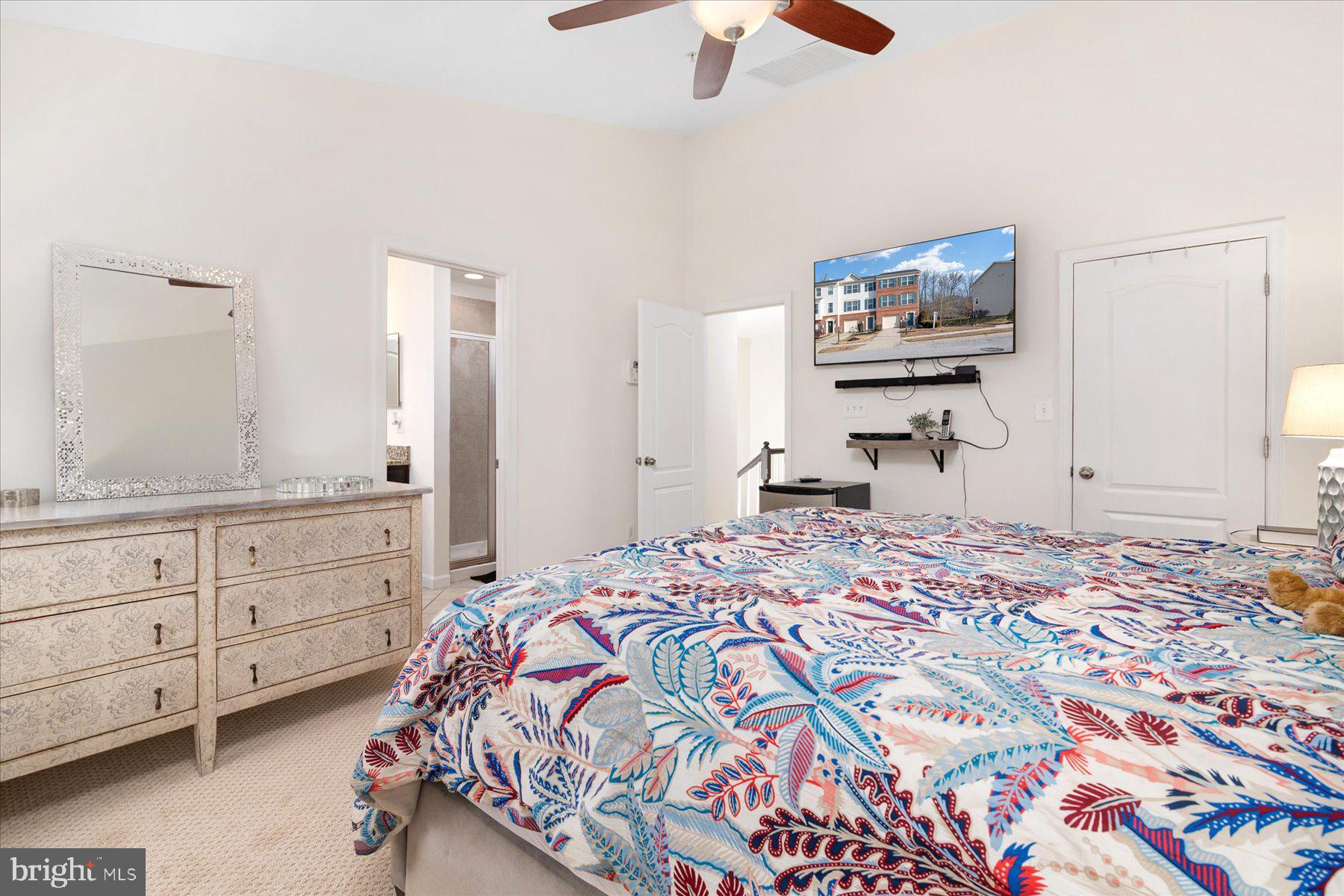 TANYARD SPRINGS TOWNHOMES - Residential