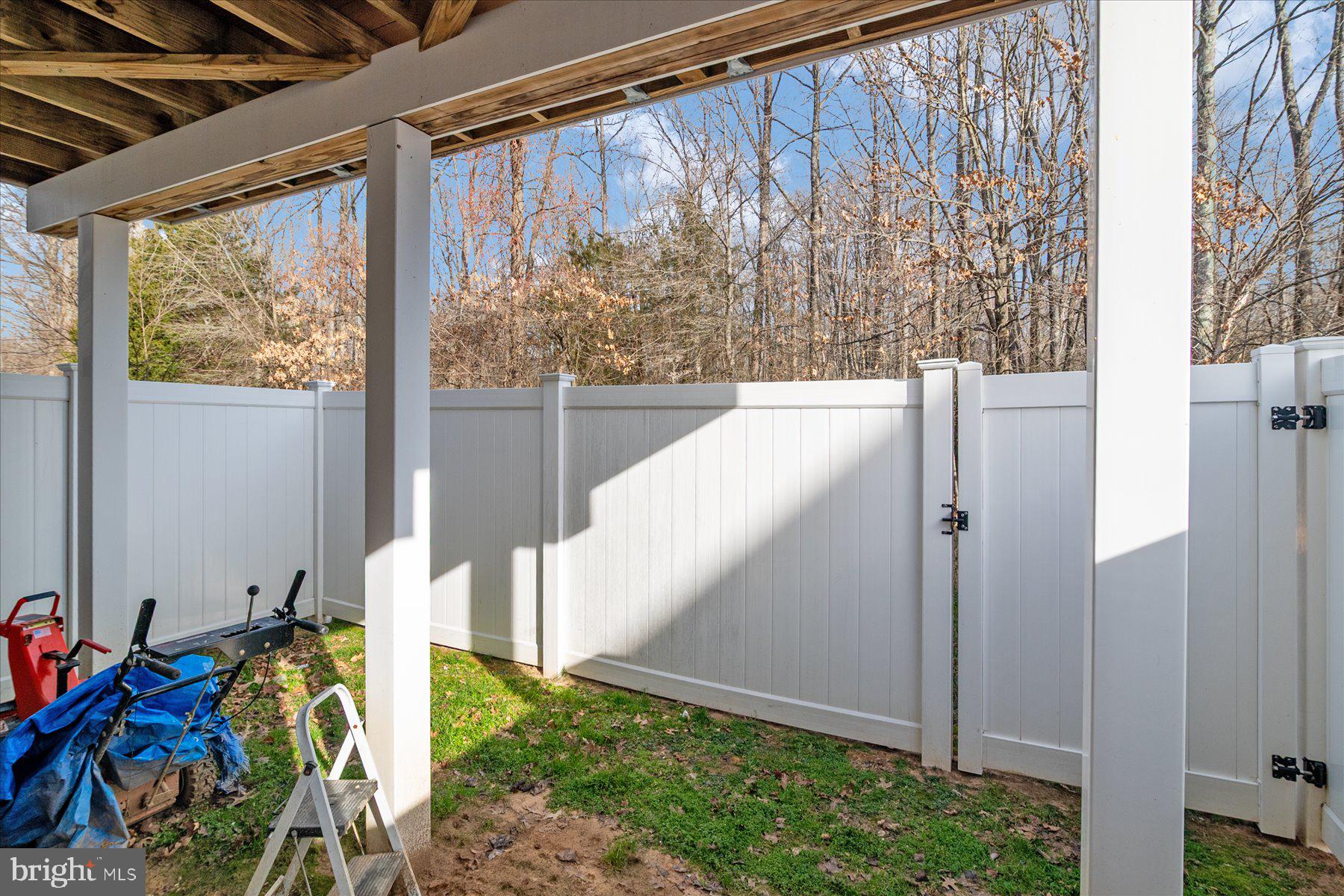 TANYARD SPRINGS TOWNHOMES - Residential