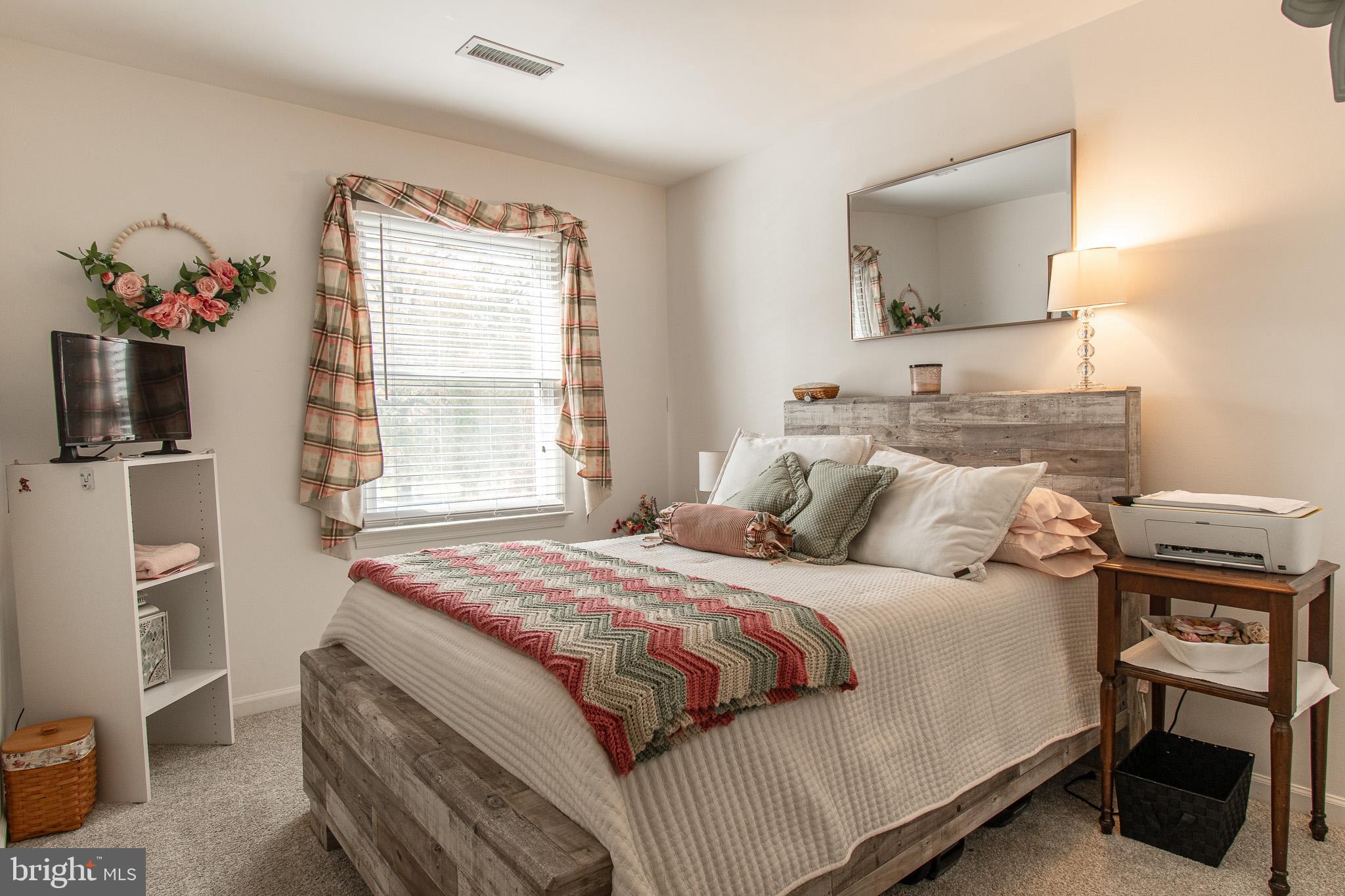 MATTHEWSTOWN RUN - Residential