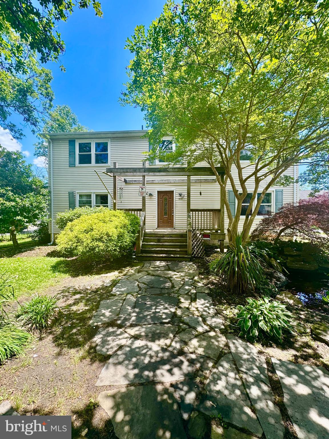 4939 BONNIEWOOD DRIVE