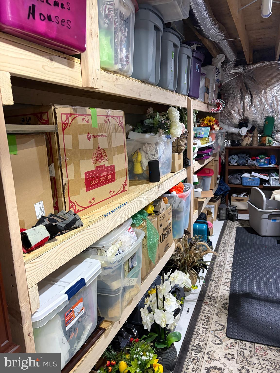 EXETER WOODS - Residential