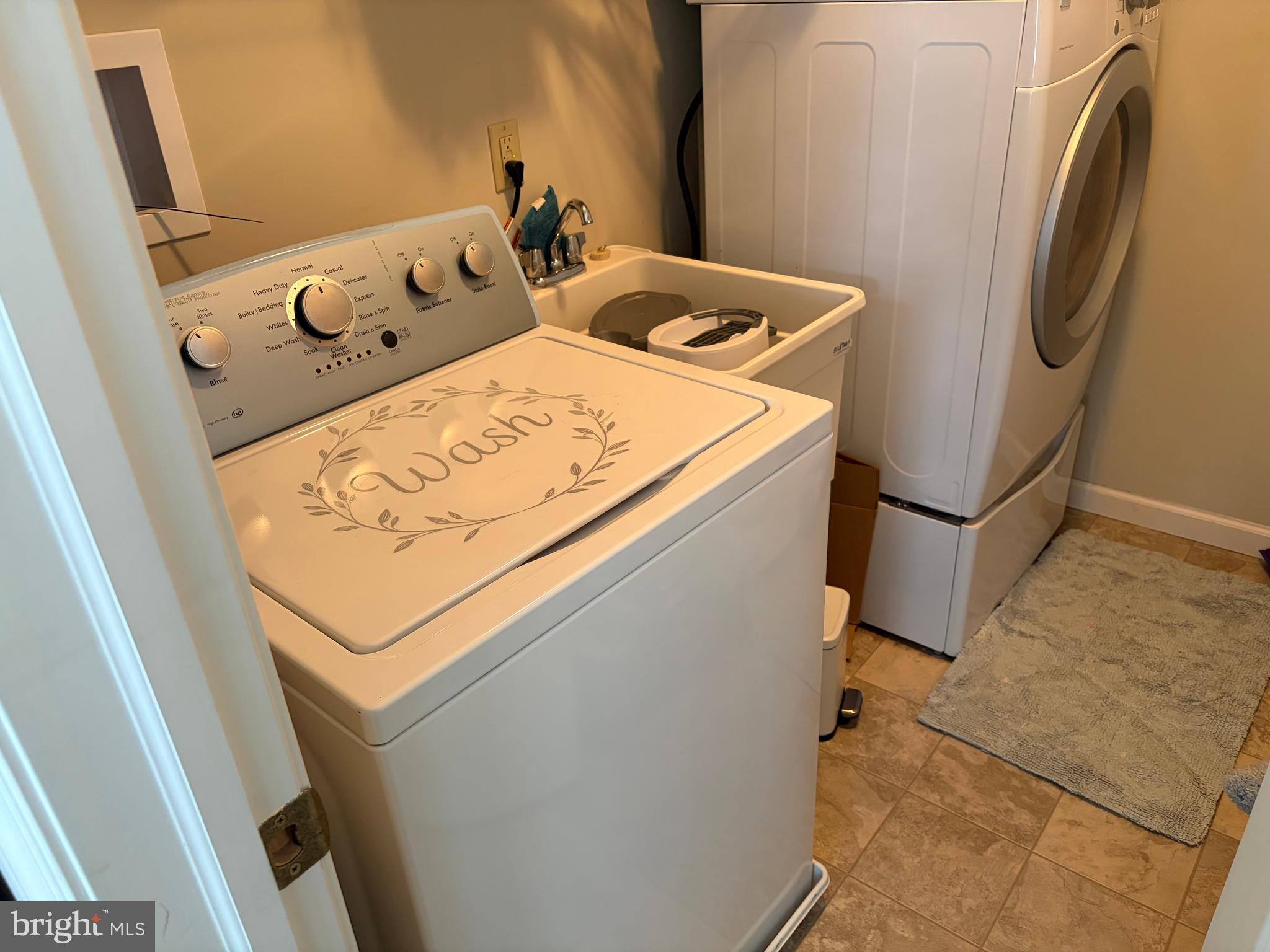 EXETER WOODS - Residential