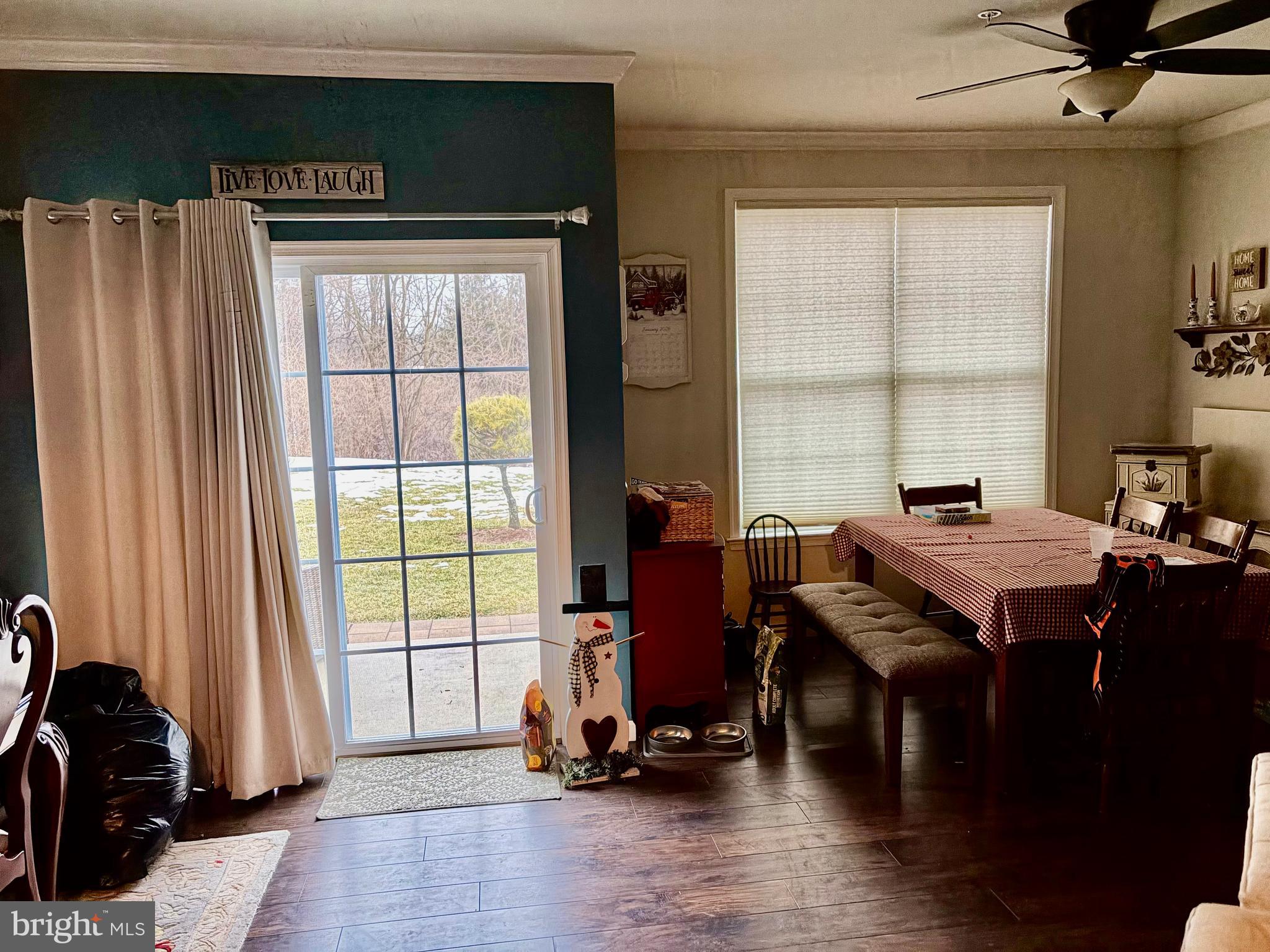 EXETER WOODS - Residential