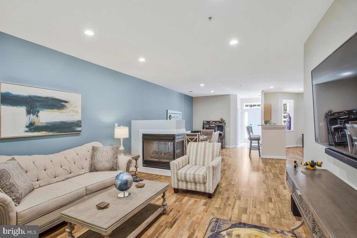 PINEY ORCHARD - Residential