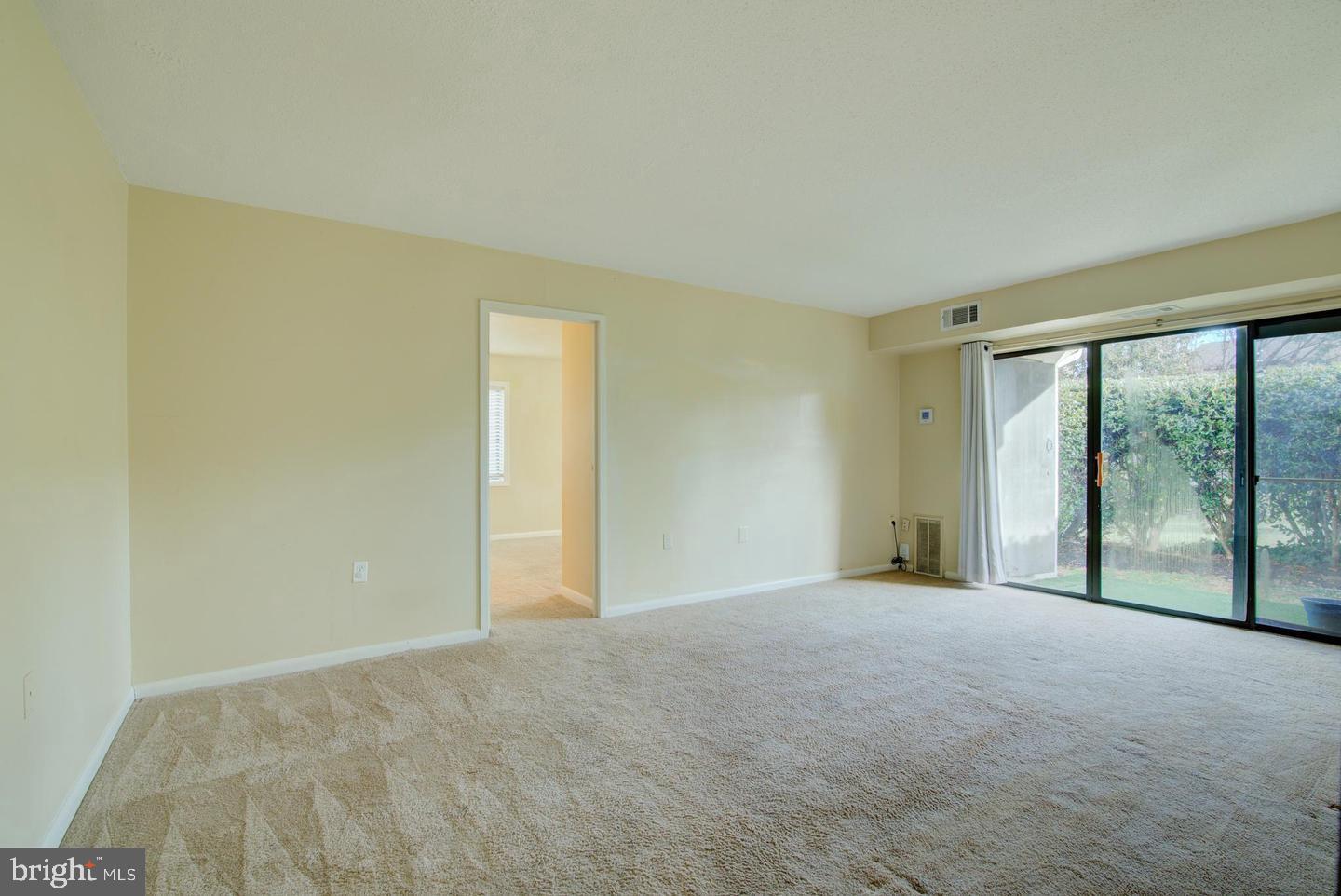 LIFESTYLE - Residential Lease