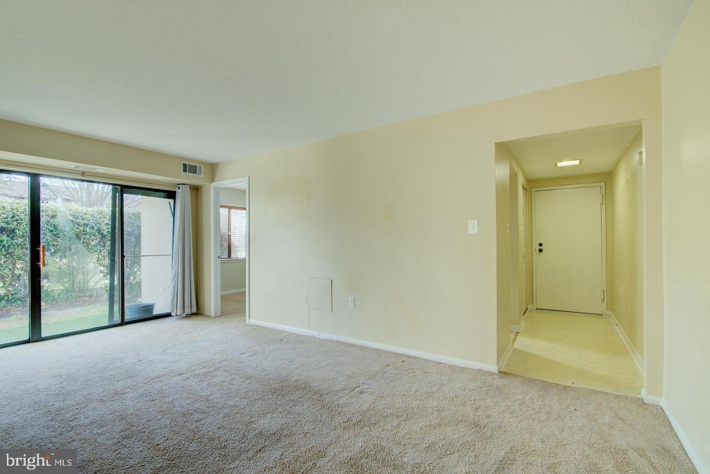 LIFESTYLE - Residential Lease