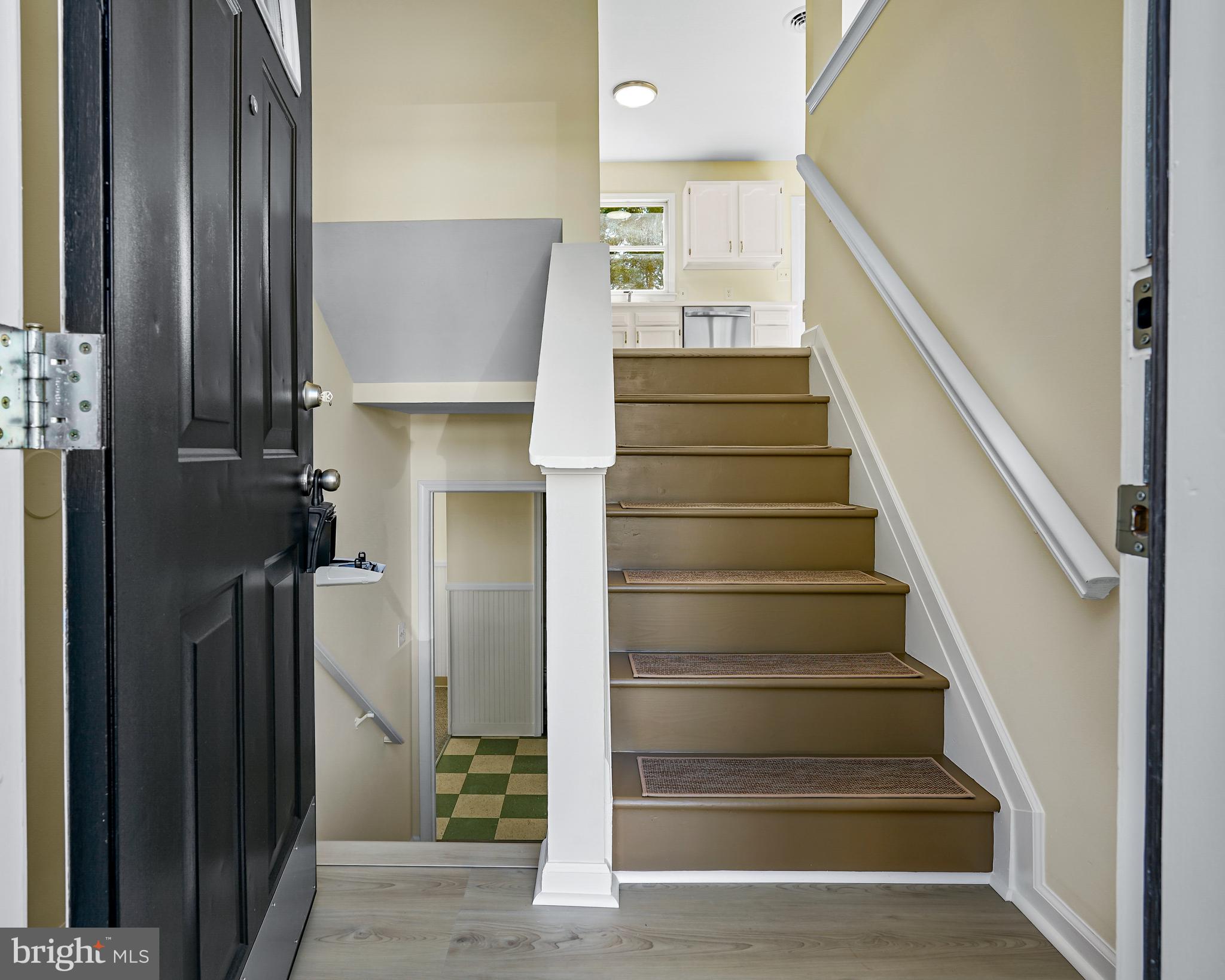 GRAY MOUNT - Residential