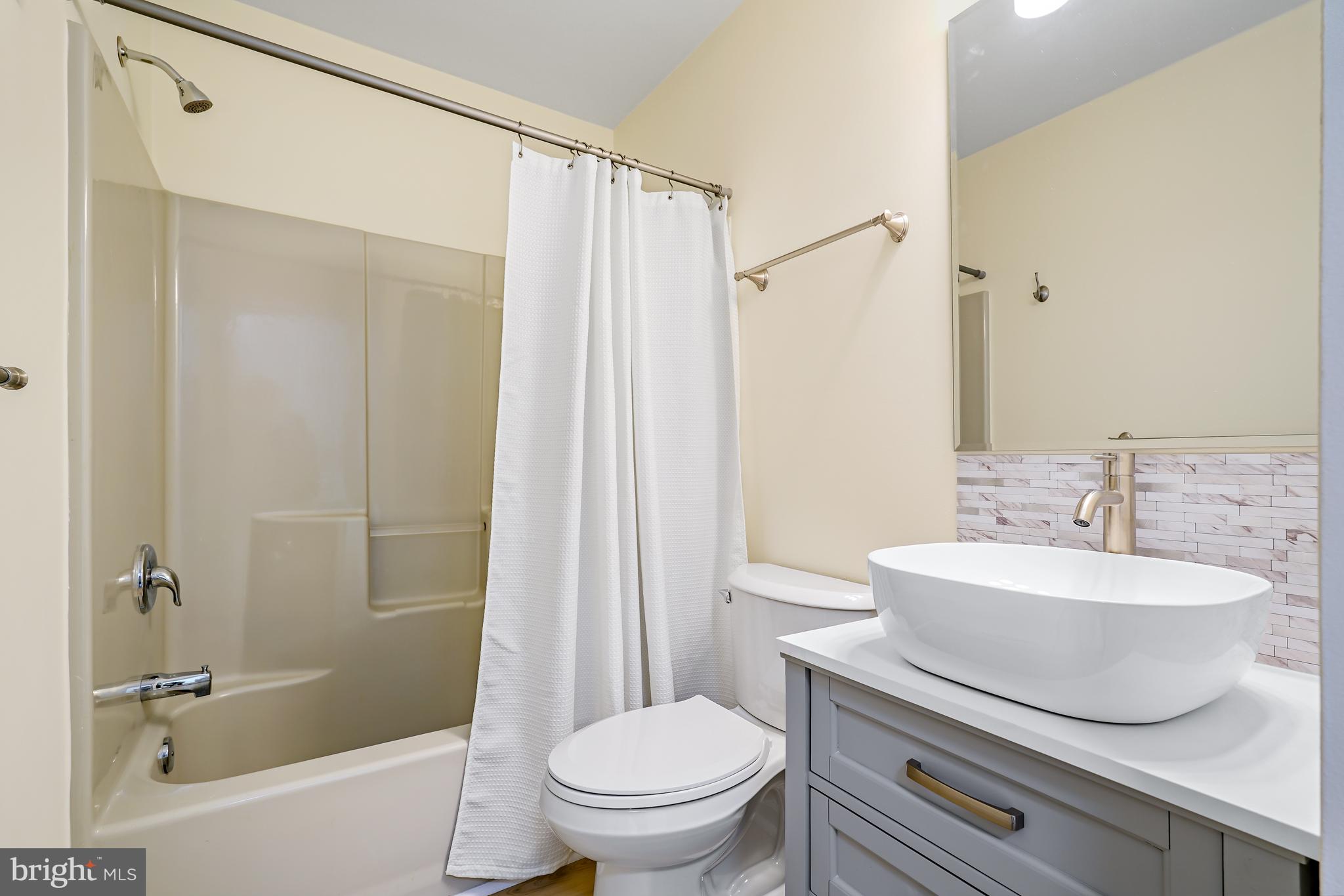 GRAY MOUNT - Residential