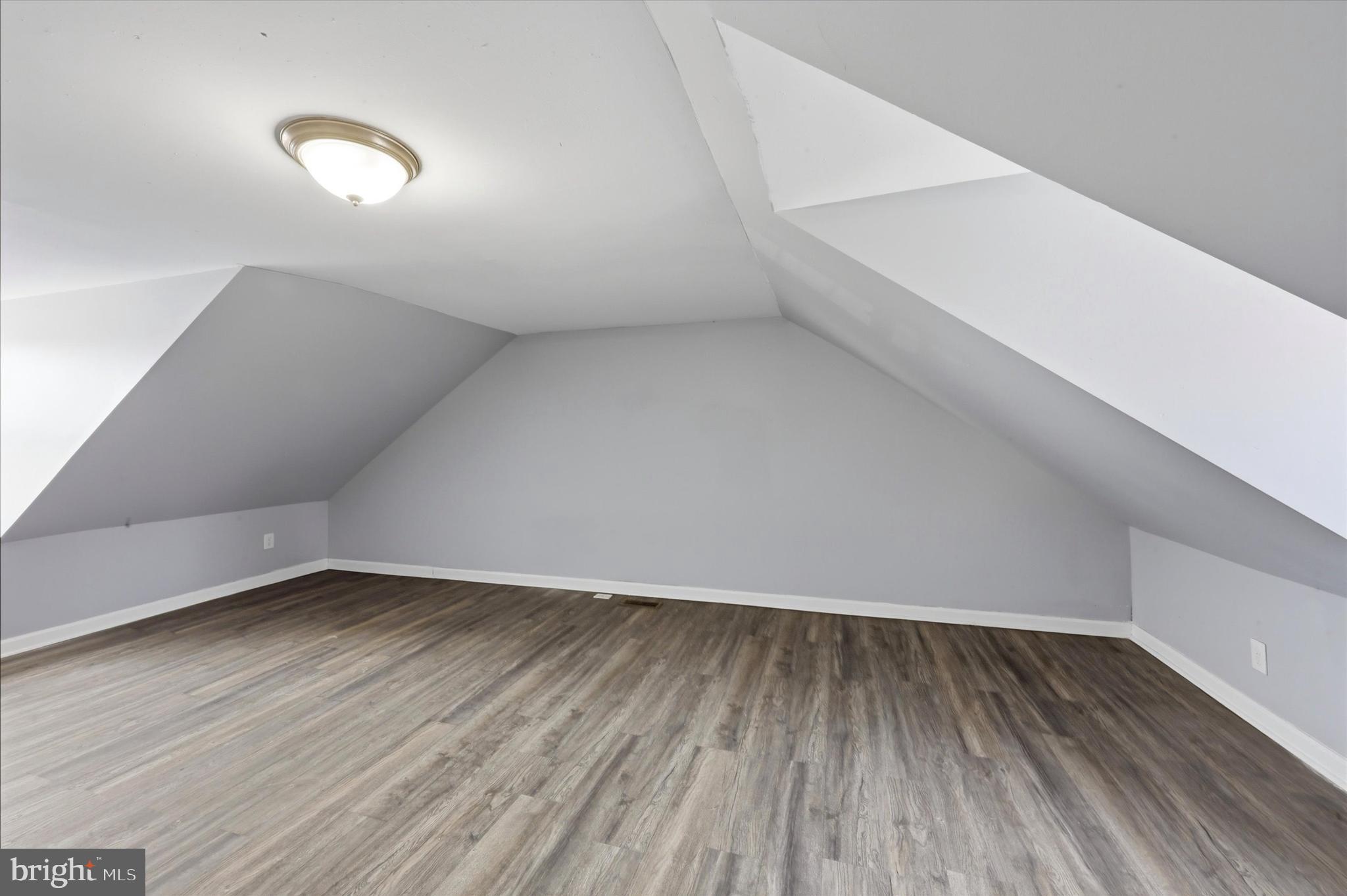 FRANKFORD - Residential