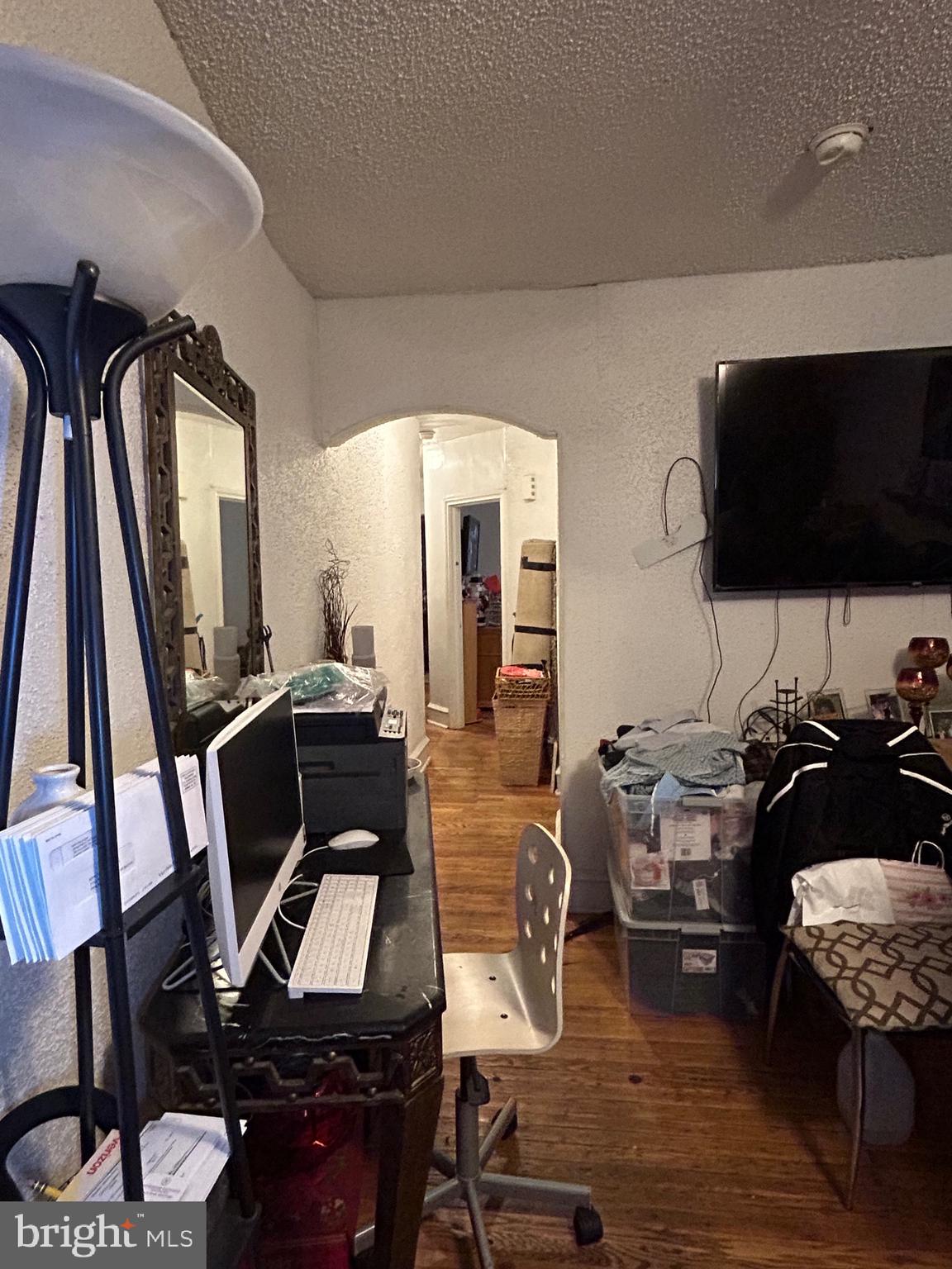 WEST OAK LANE - Residential Income