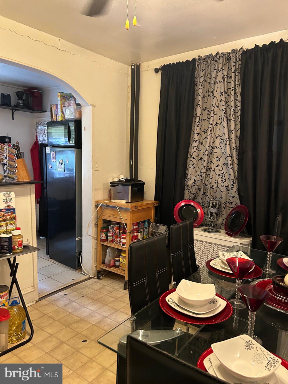 WEST OAK LANE - Residential Income