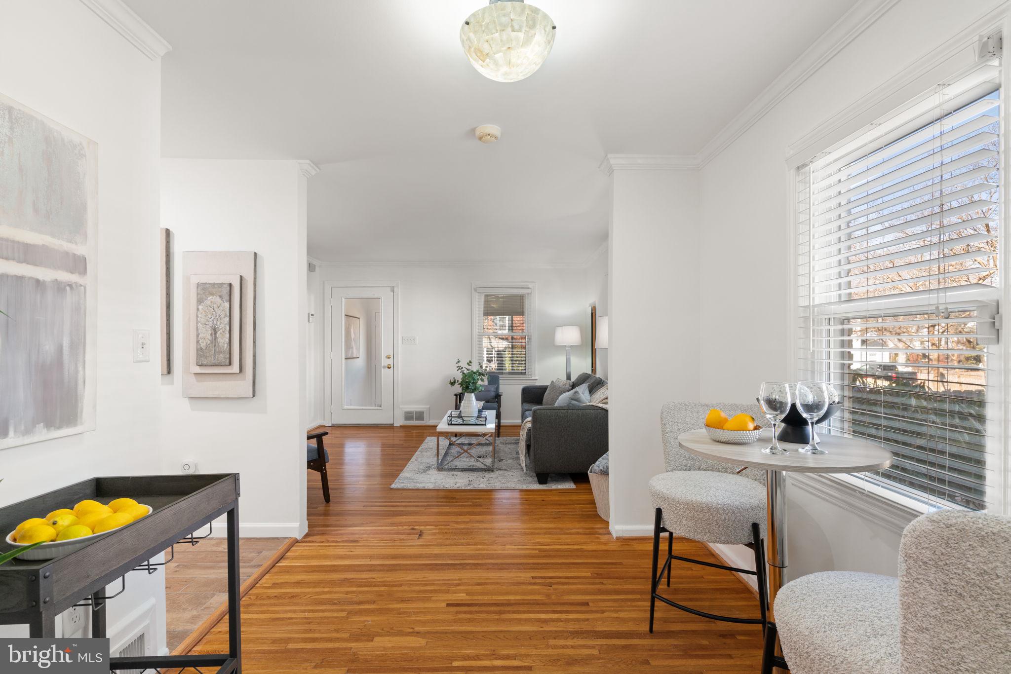 JEFFERSON MANOR - Residential