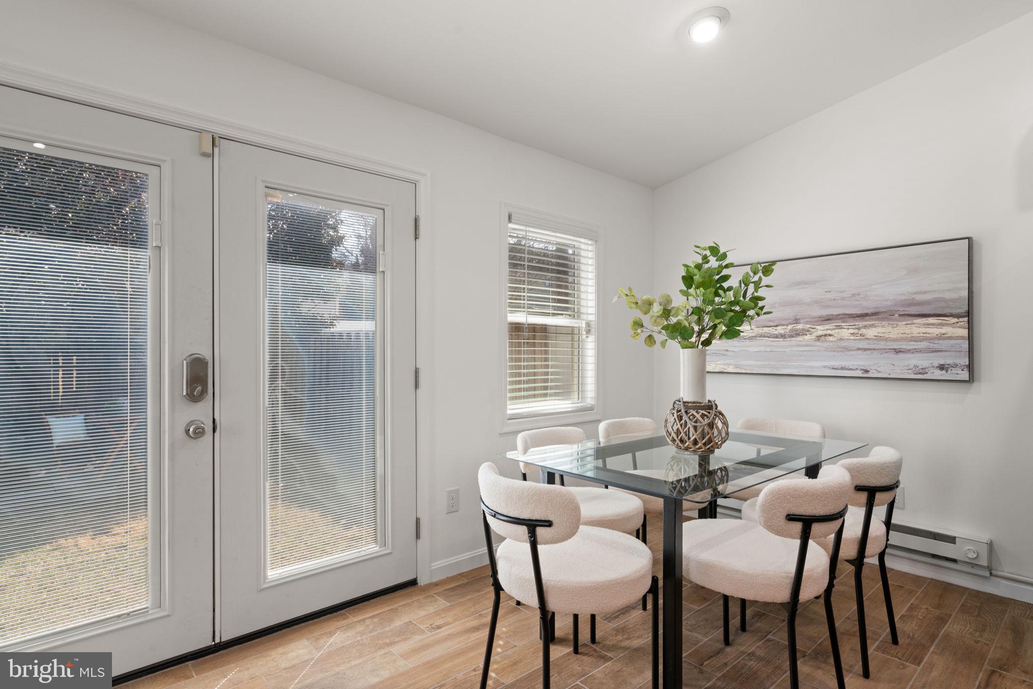 JEFFERSON MANOR - Residential