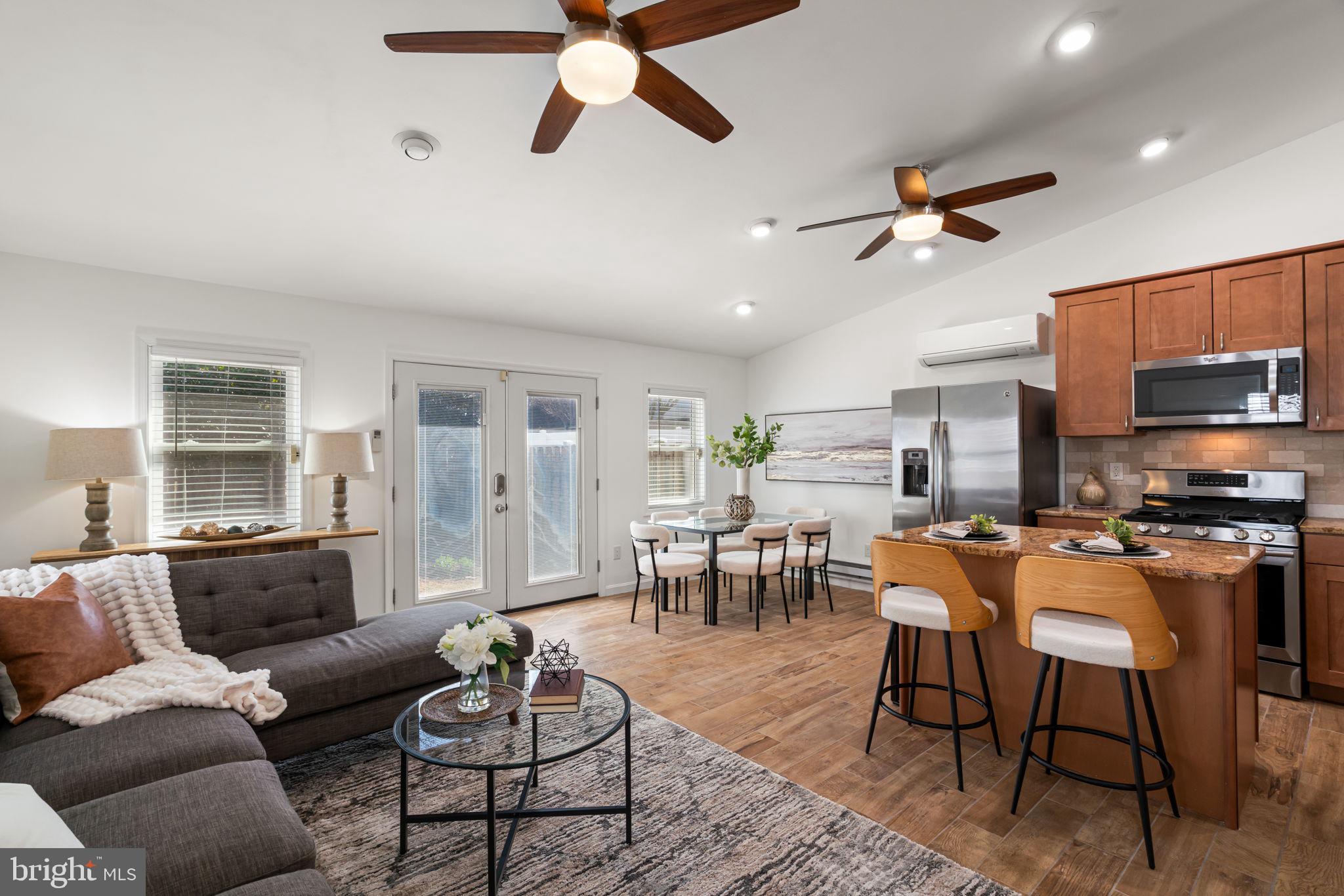 JEFFERSON MANOR - Residential