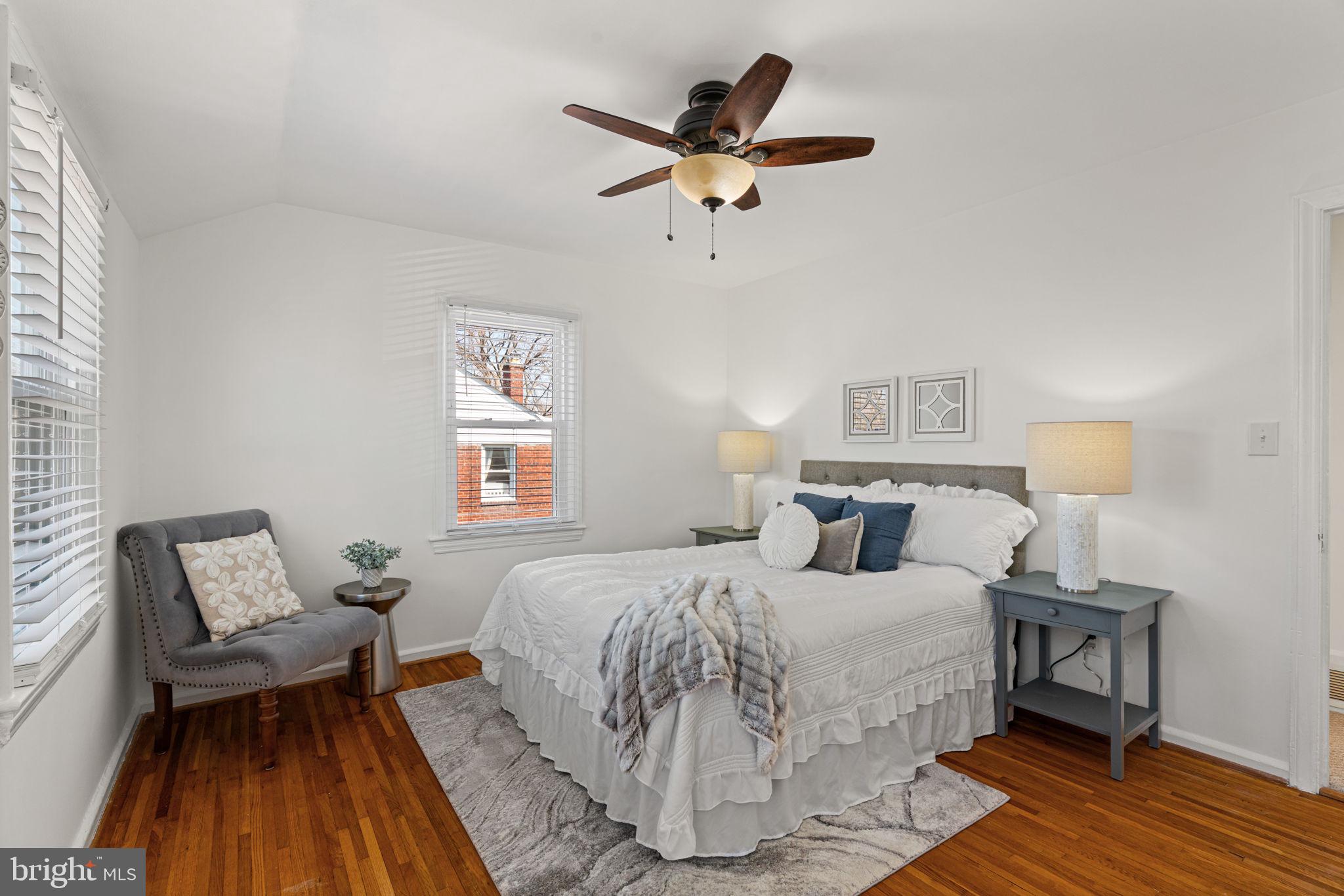 JEFFERSON MANOR - Residential