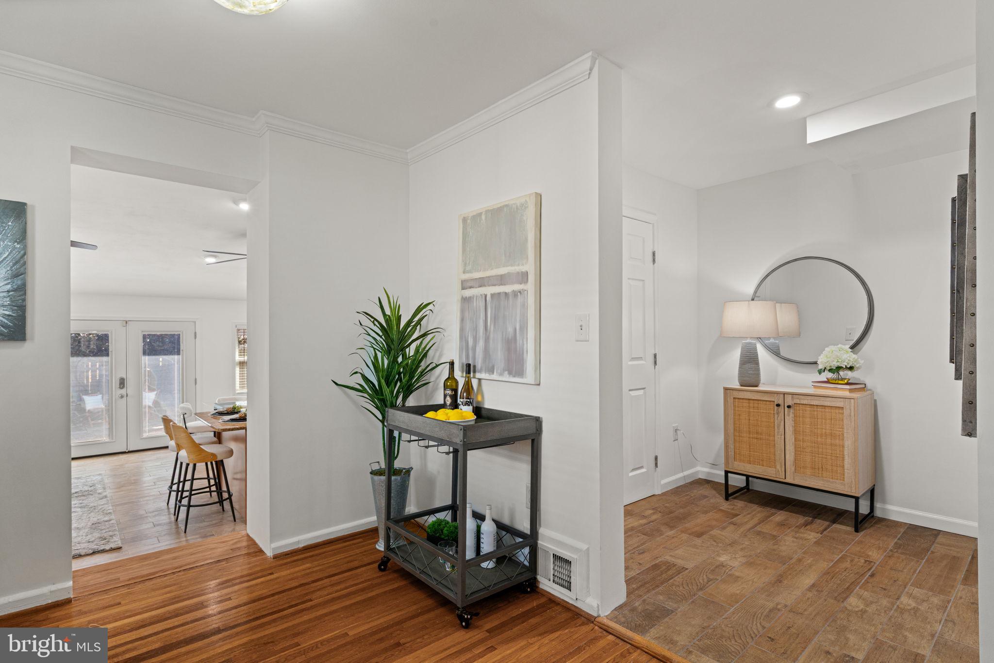 JEFFERSON MANOR - Residential