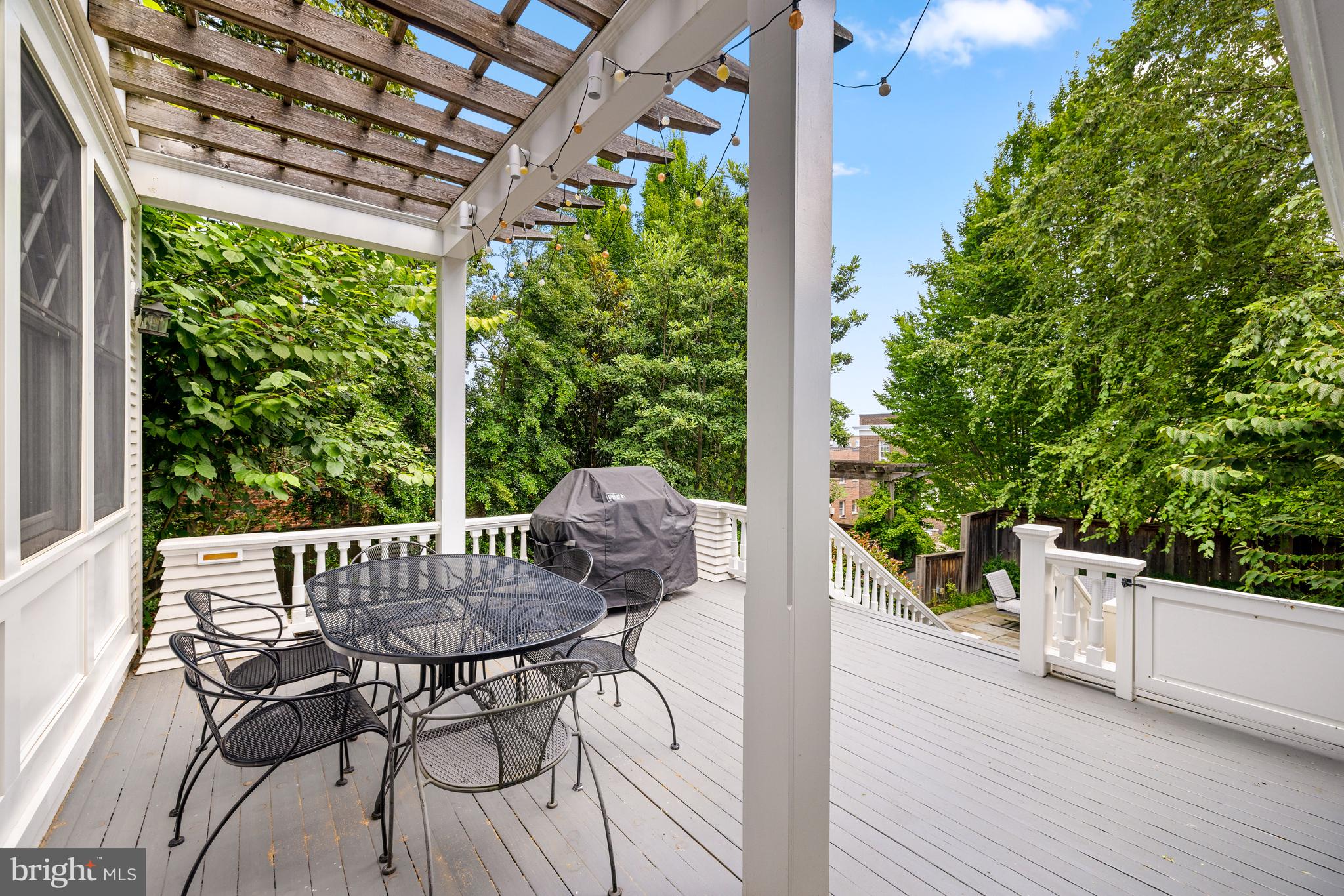 CLEVELAND PARK - Residential