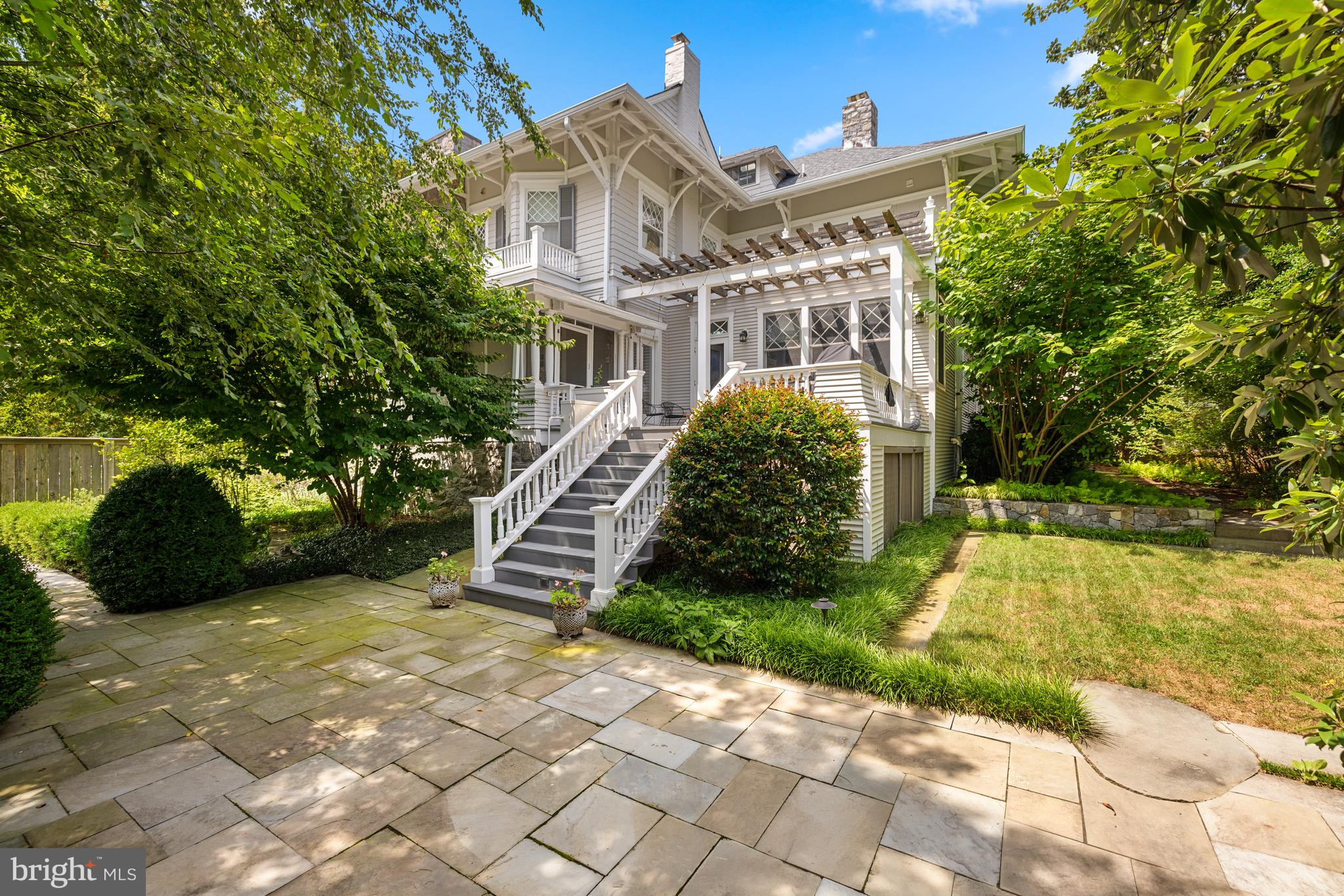CLEVELAND PARK - Residential