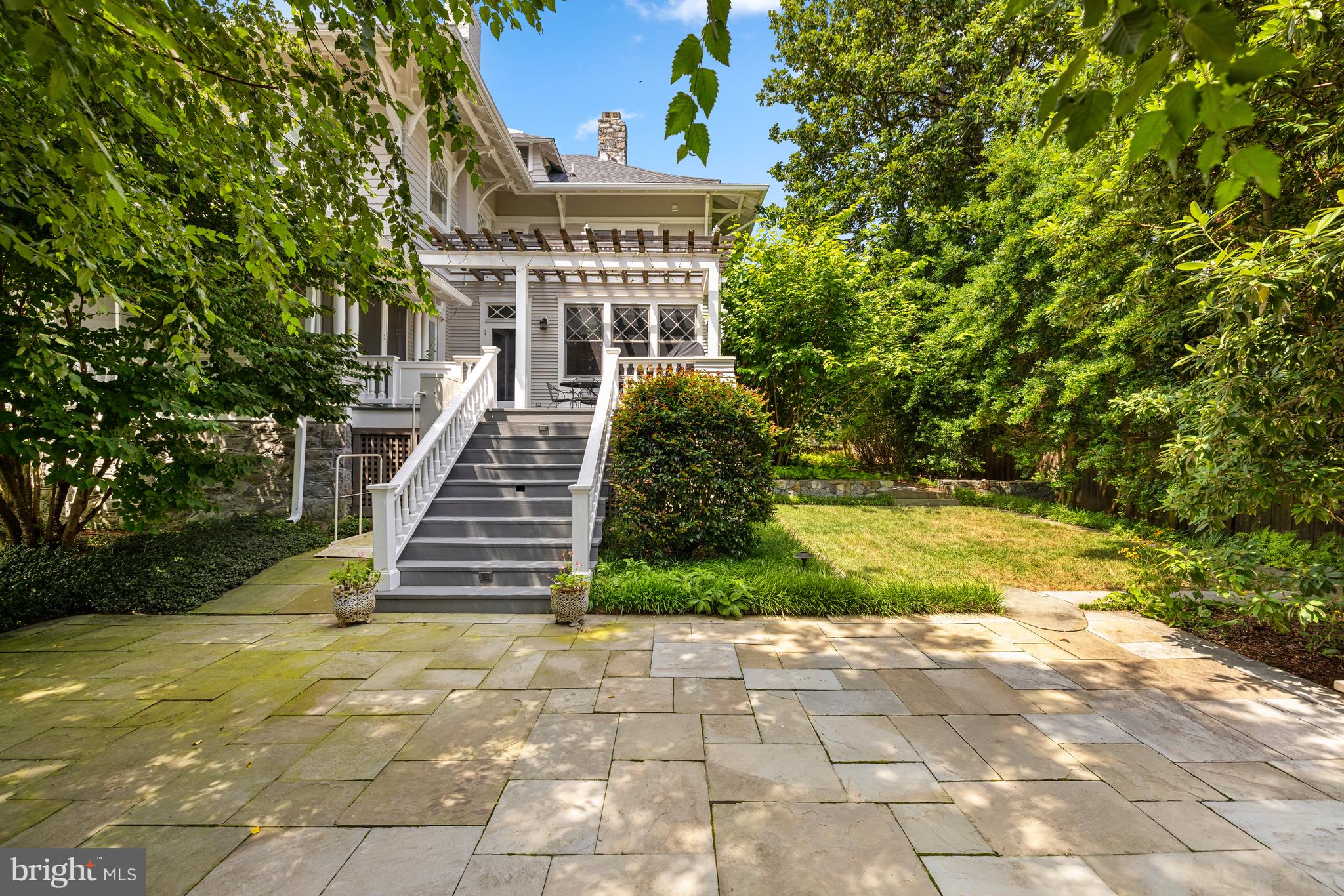 CLEVELAND PARK - Residential