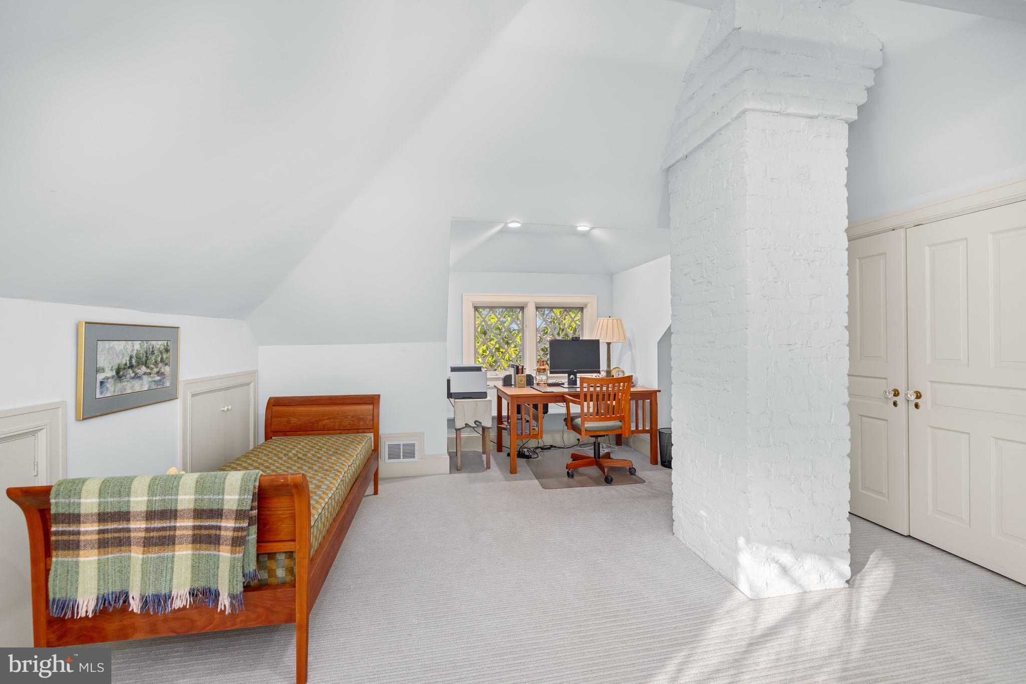 CLEVELAND PARK - Residential