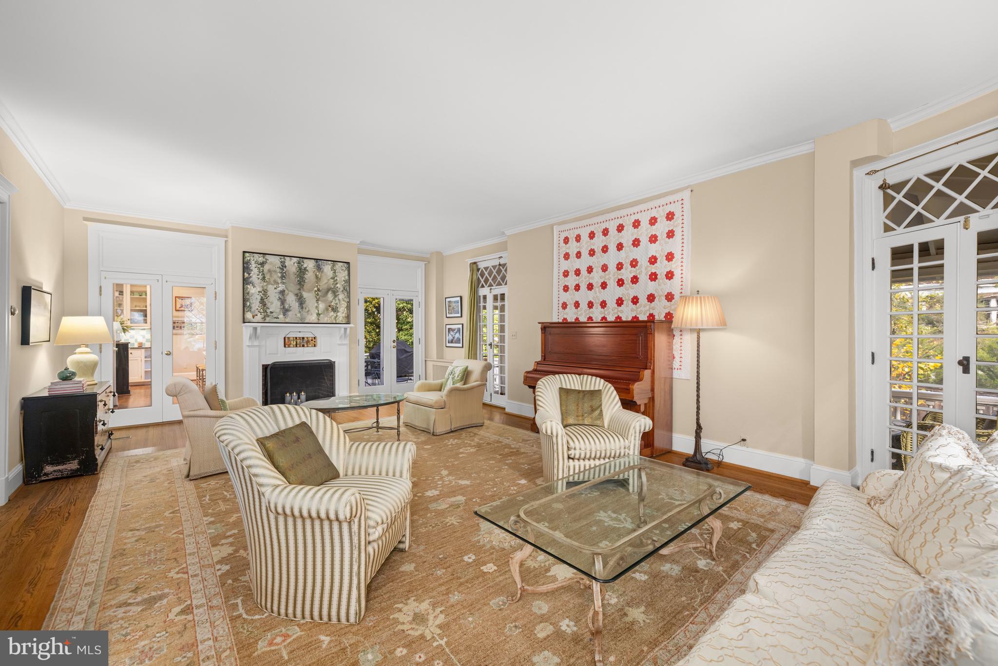 2955 NEWARK STREET NW