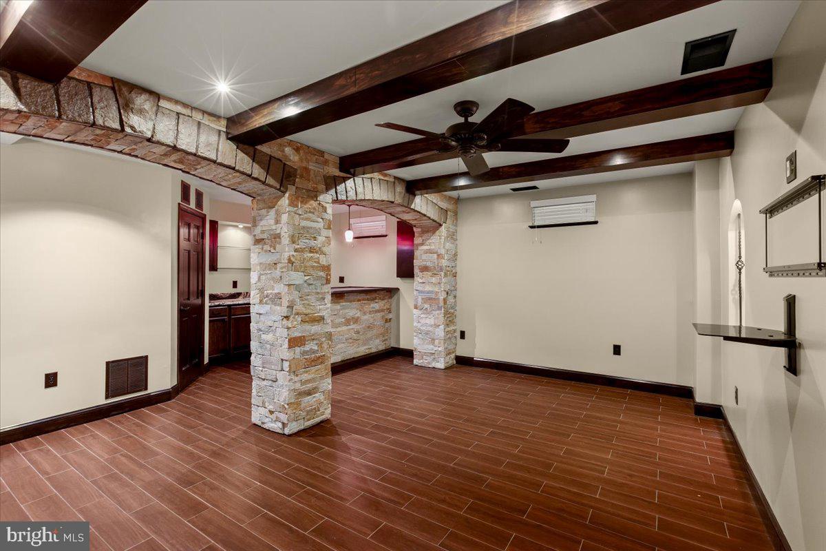 3001 FRANKFURT COURT