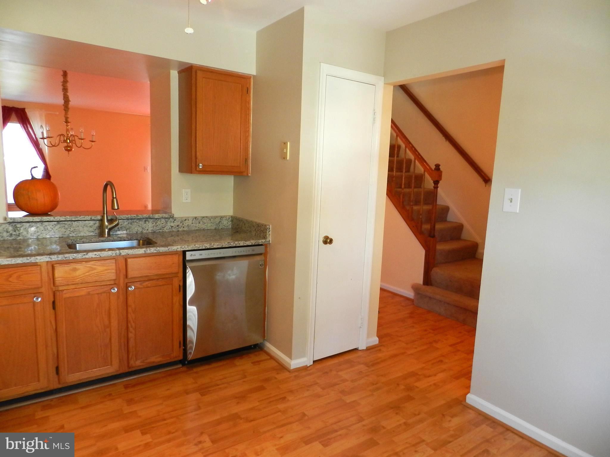 WILLIAMSTOWN - Residential