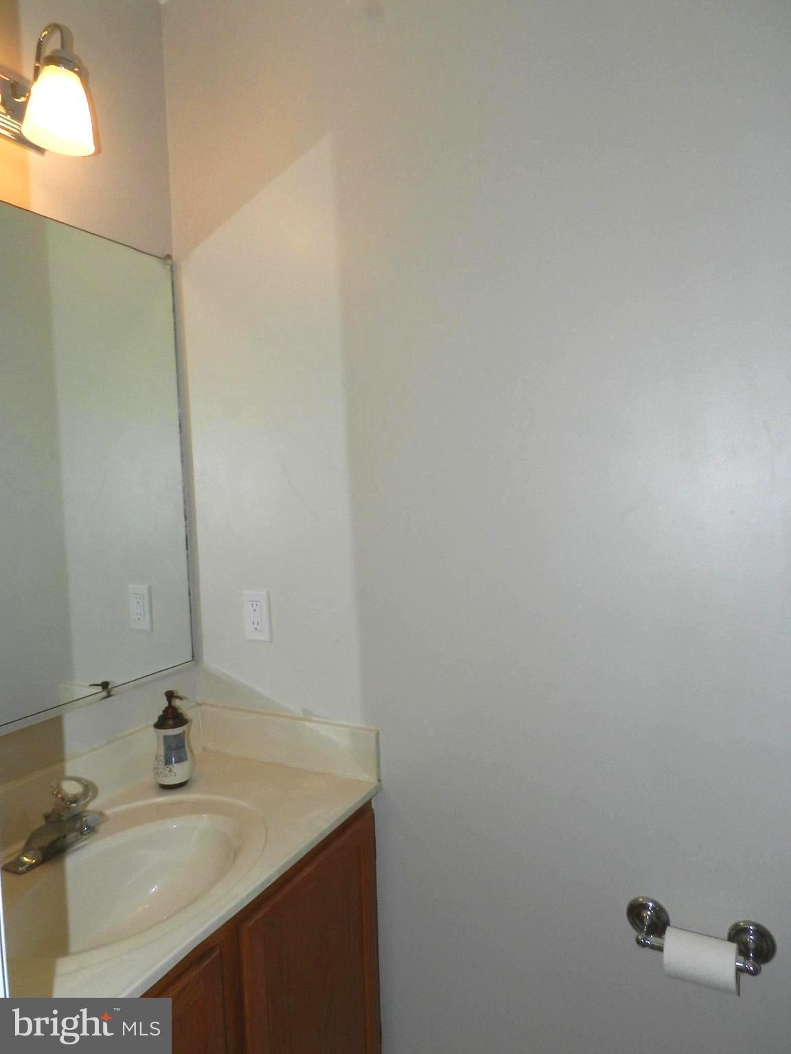 WILLIAMSTOWN - Residential