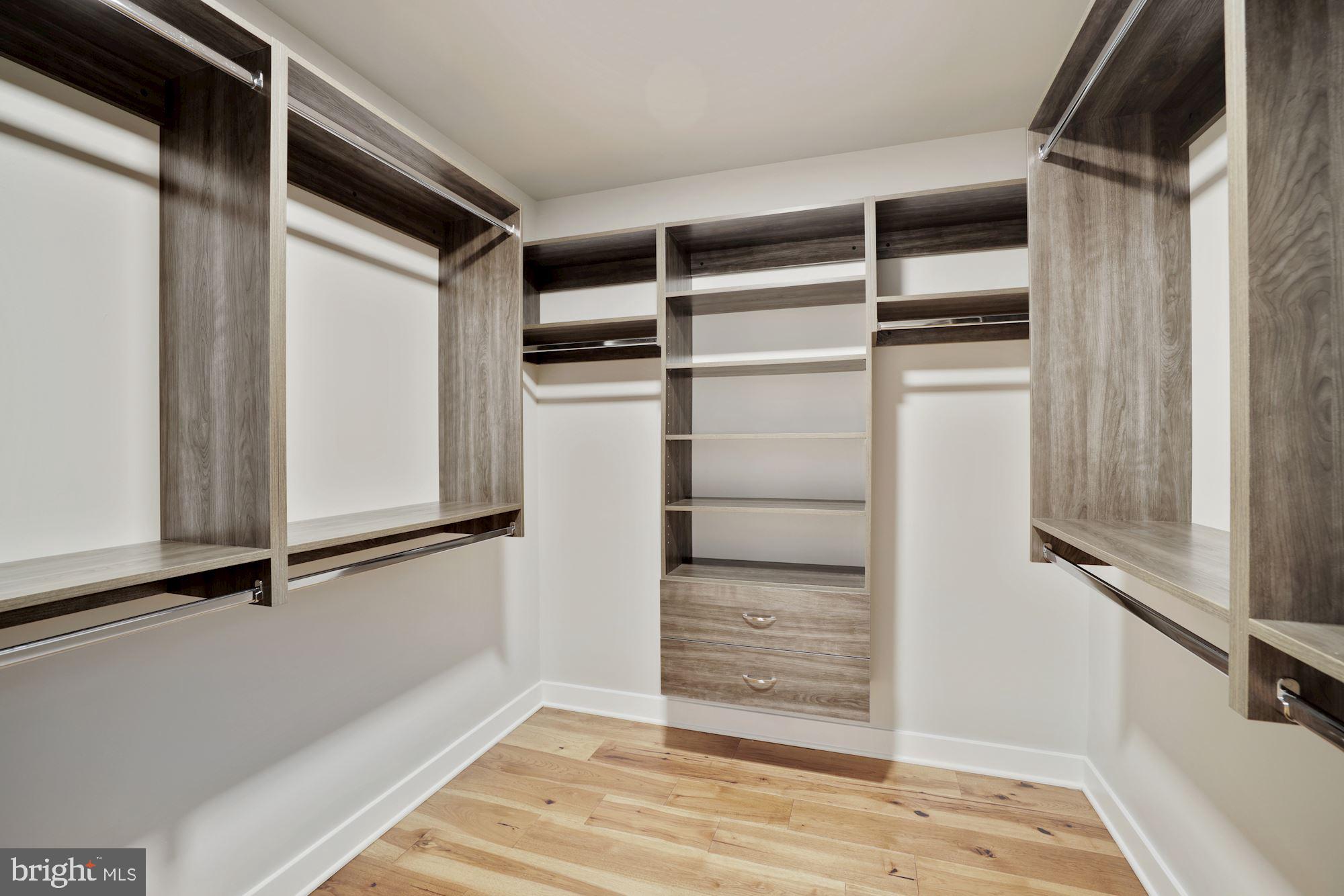 HIGHLANDS - Residential