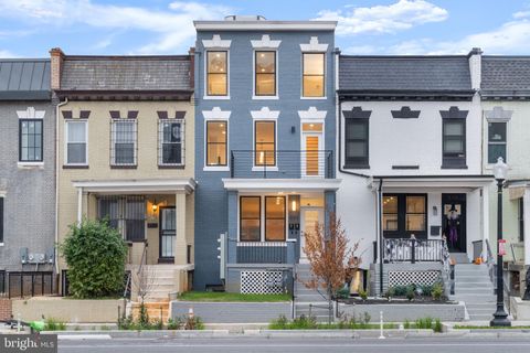 521 FLORIDA AVENUE NE WASHINGTON DC 20002