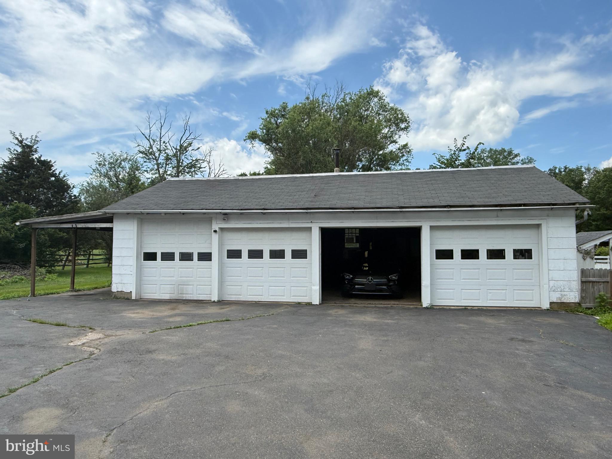 732 ALLENTOWN ROAD