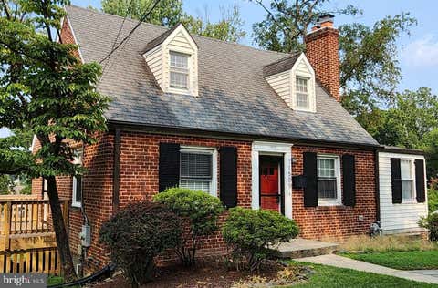 Photo of 11509 College View Drive, SILVER SPRING, MD 20902 (MLS # MDMC2248288)